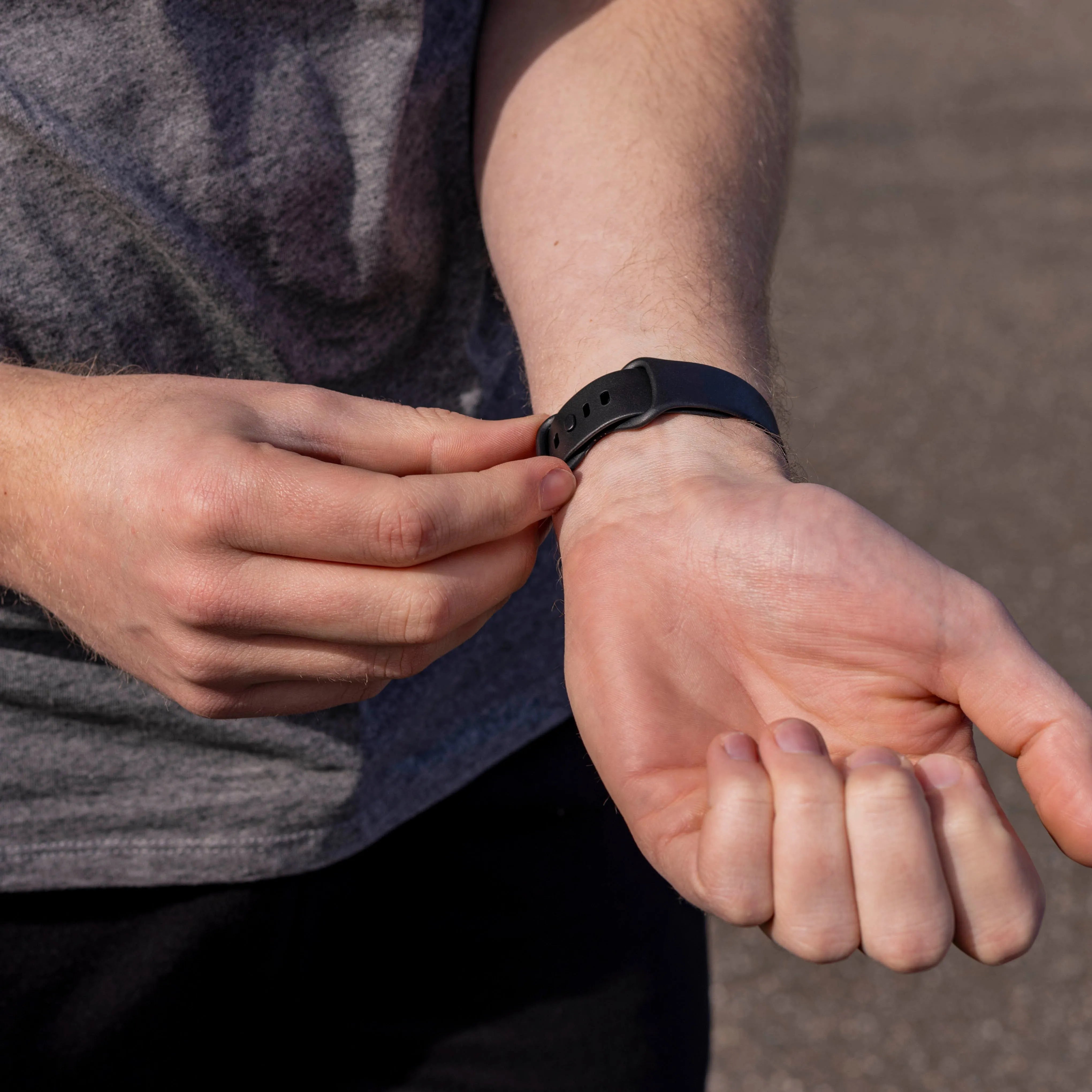 Bracelet silicone classique Fitbit Versa 3 (noir)