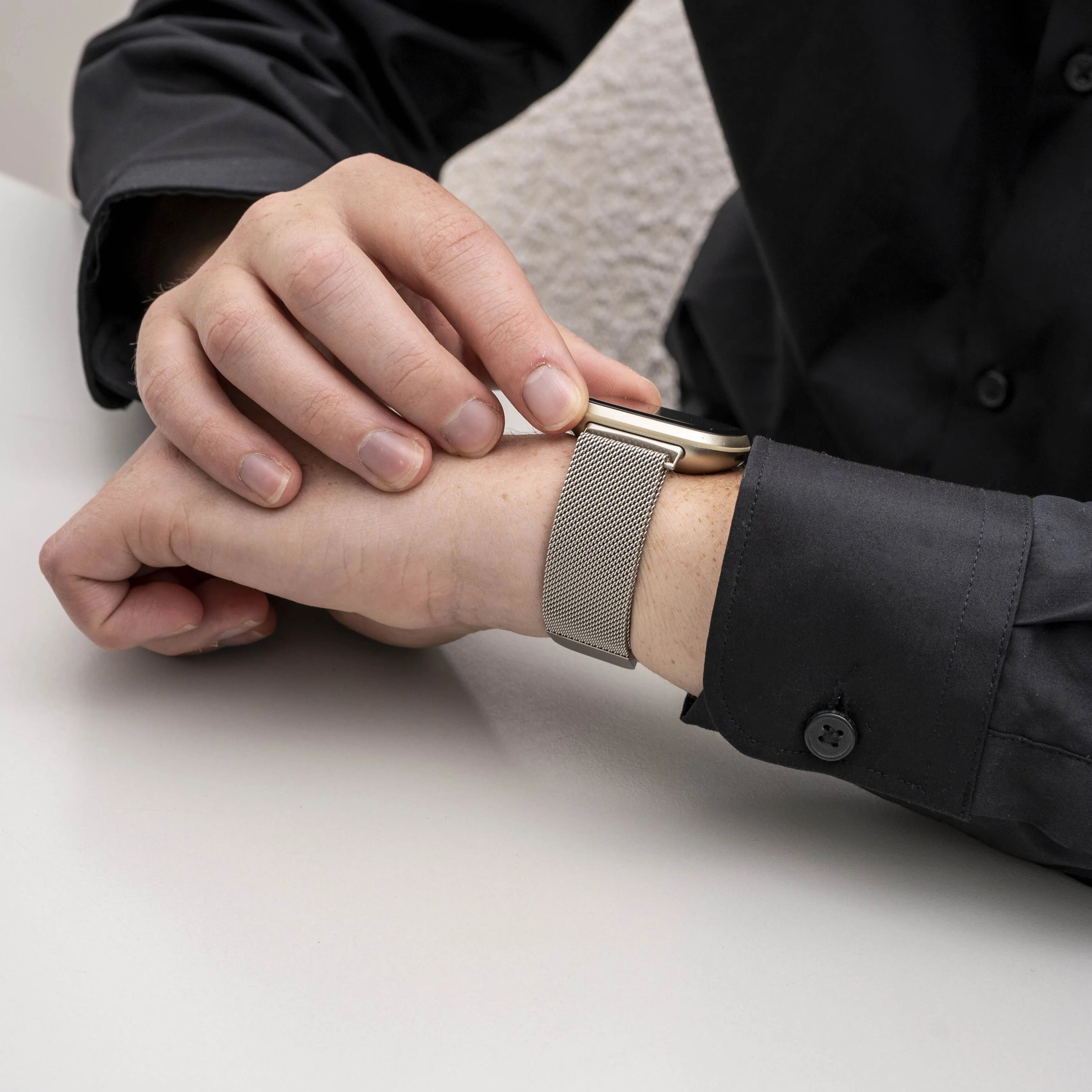 Bracelet Milanais Fitbit Sense (lumiere stellaire)