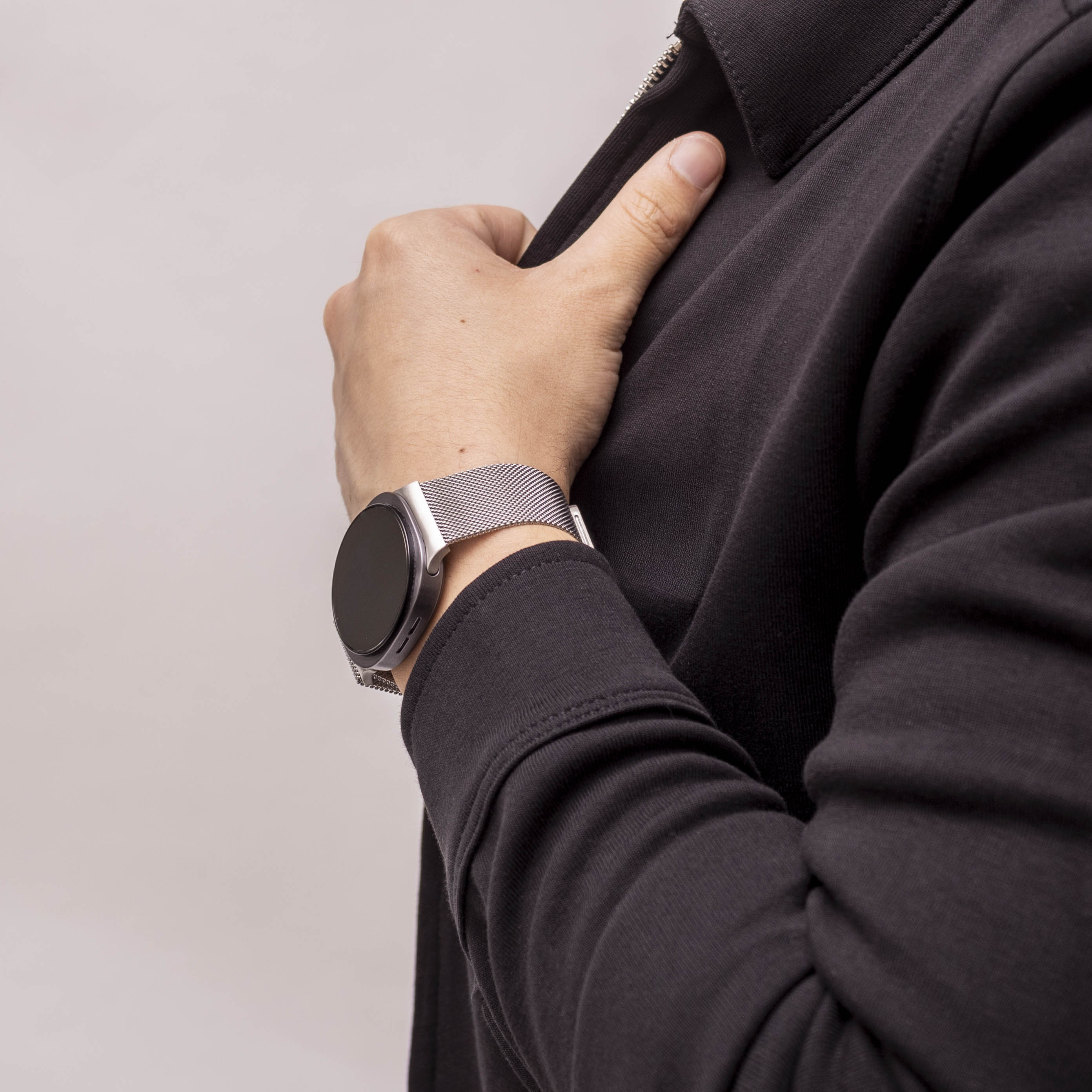 Samsung Galaxy Watch 9 - 40mm Milanese Strap (Silver)