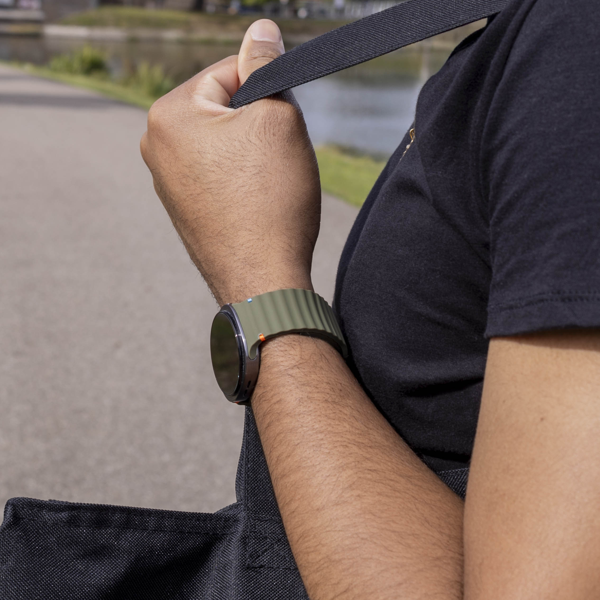Bracelet silicone Wave Samsung Galaxy Watch 8 - 44mm (vert militaire)