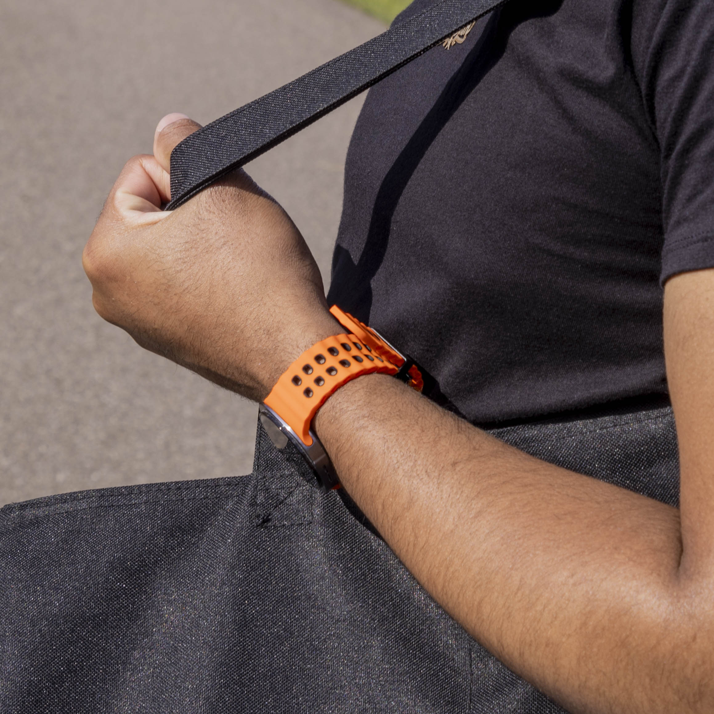 Samsung Galaxy Watch 9 - 44mm Ocean Strap (Orange/Black)