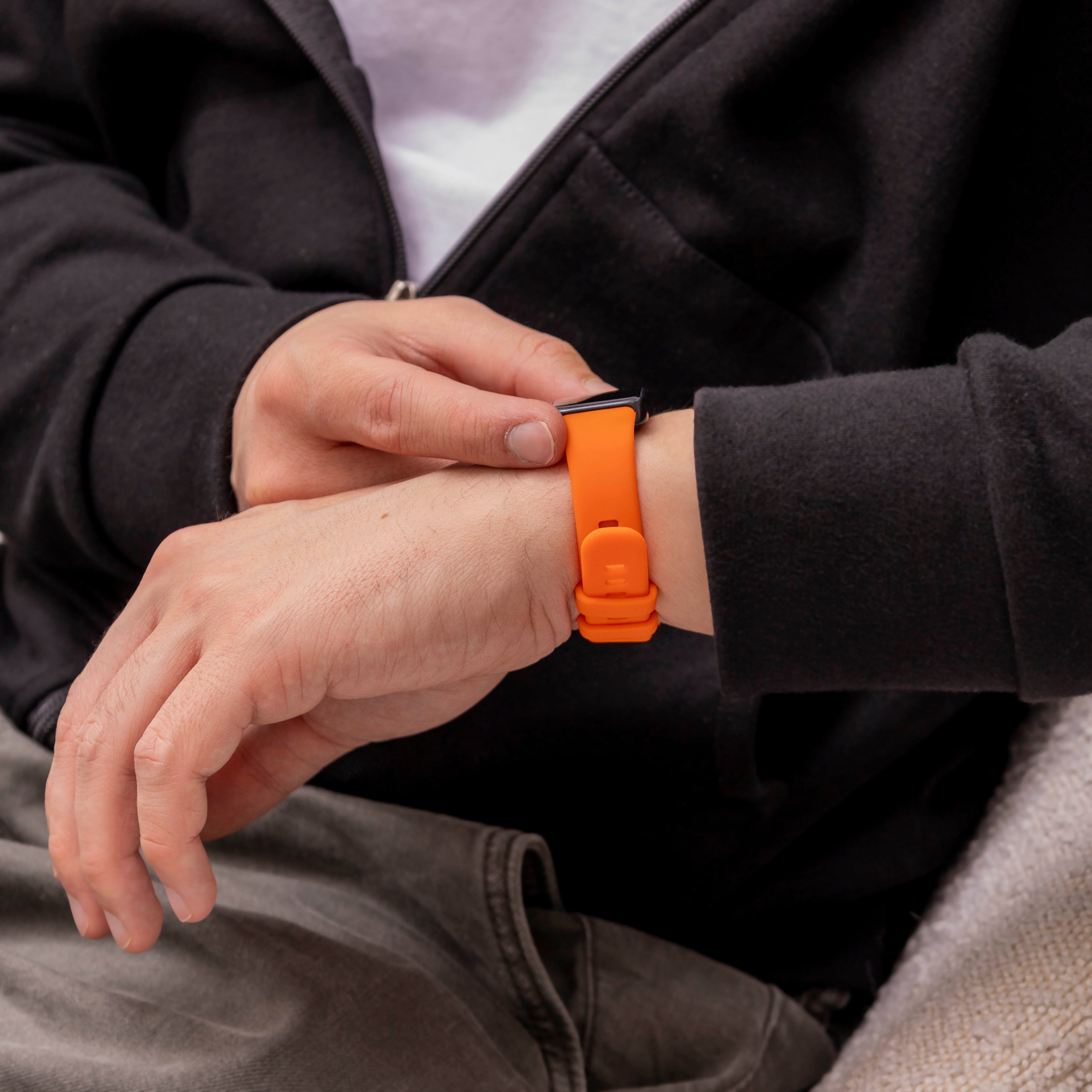 Huawei Band 9 Silicone Classic Strap (Orange)