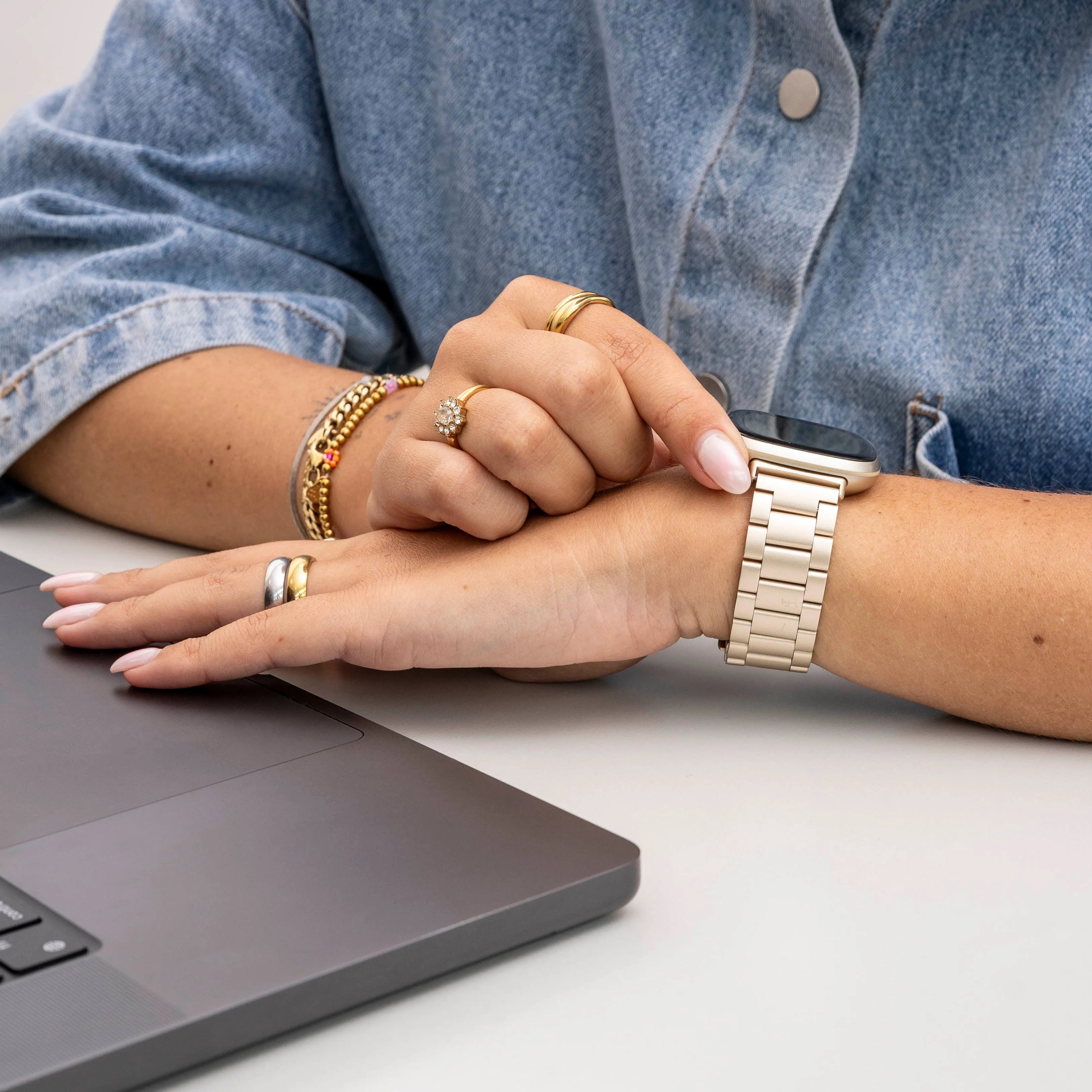 Fitbit Versa 4 Steel Strap (Champagne Gold)
