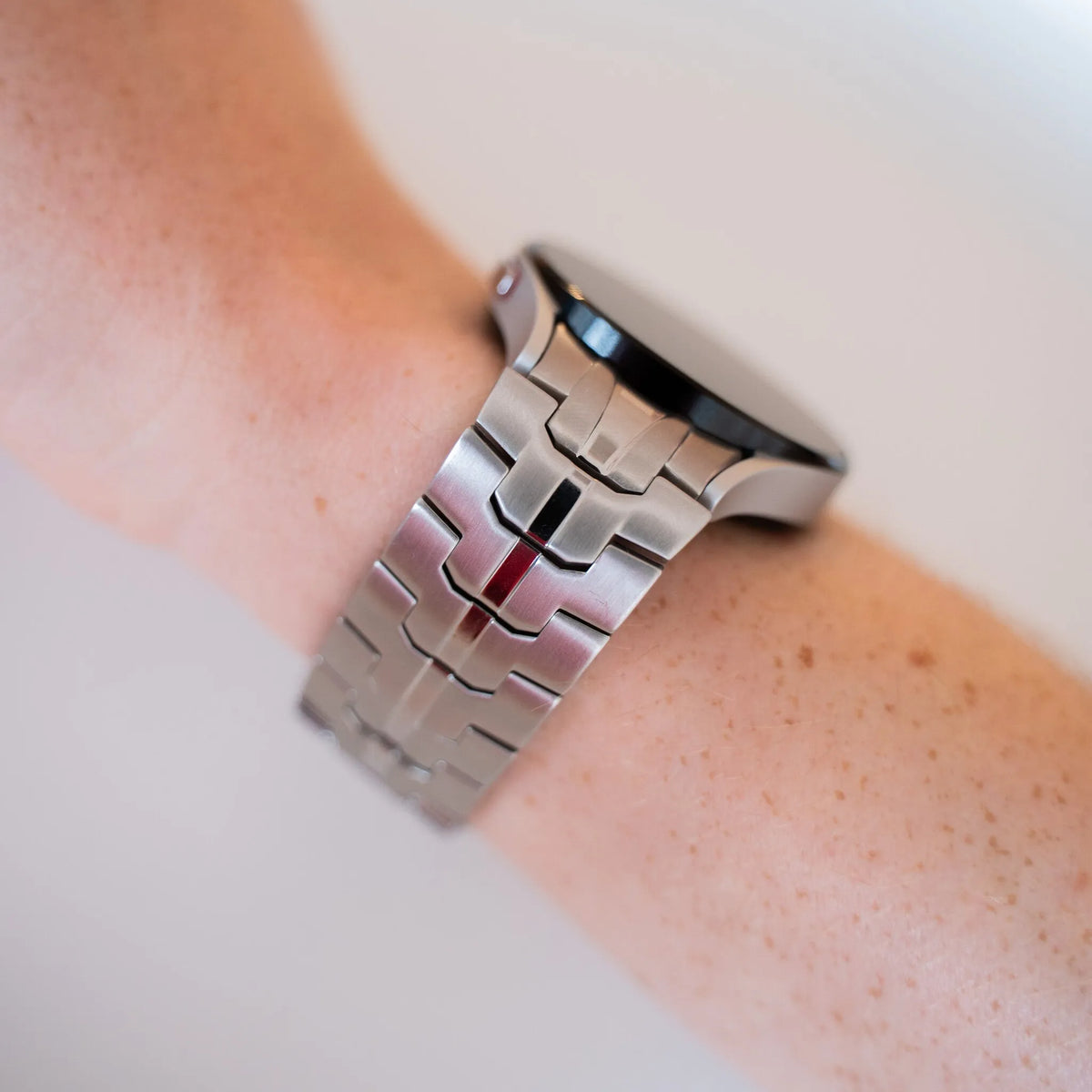 Steel Iron Strap, silver, lifestyle photo