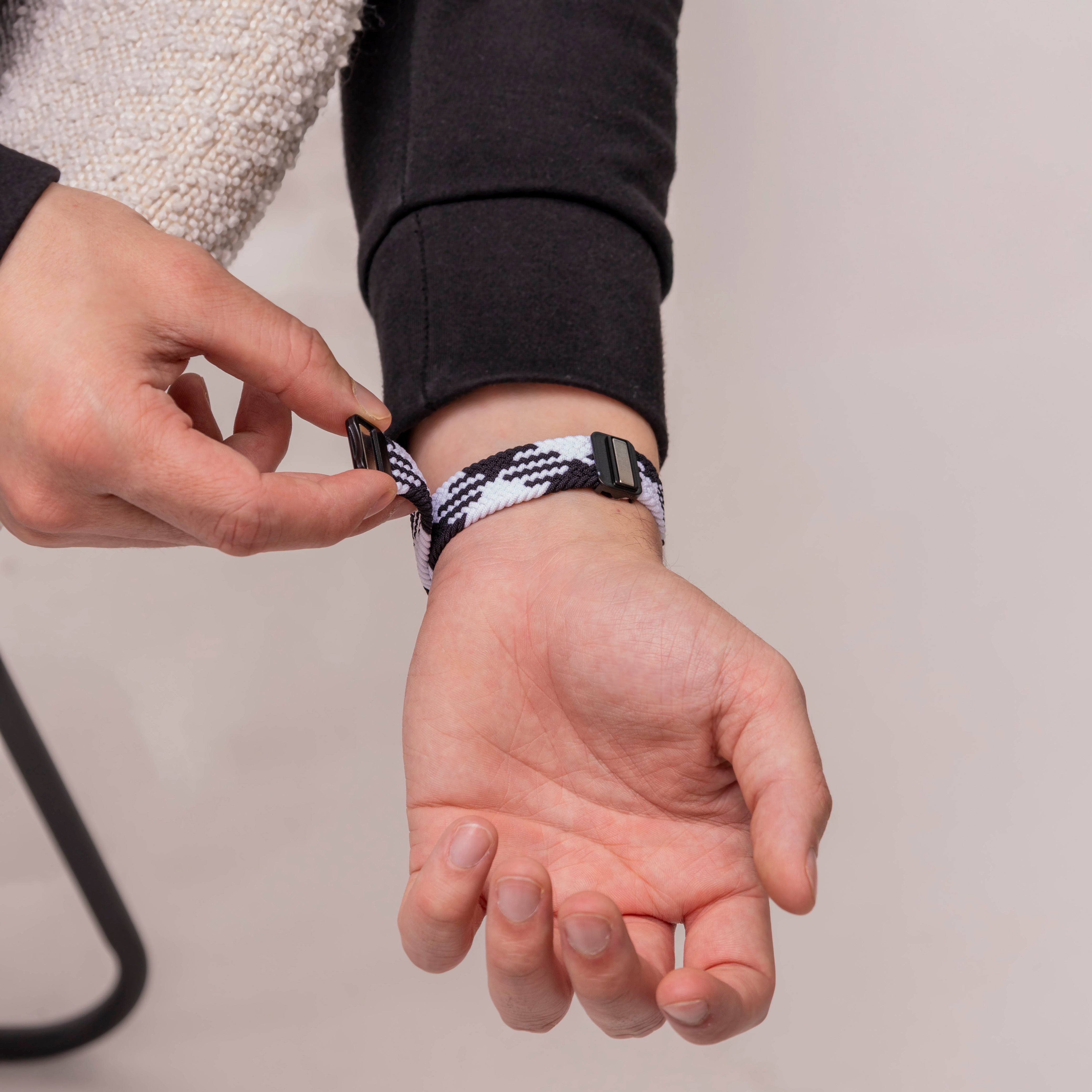 Bracelet tressé Huawei Band 9 (mandala noir)