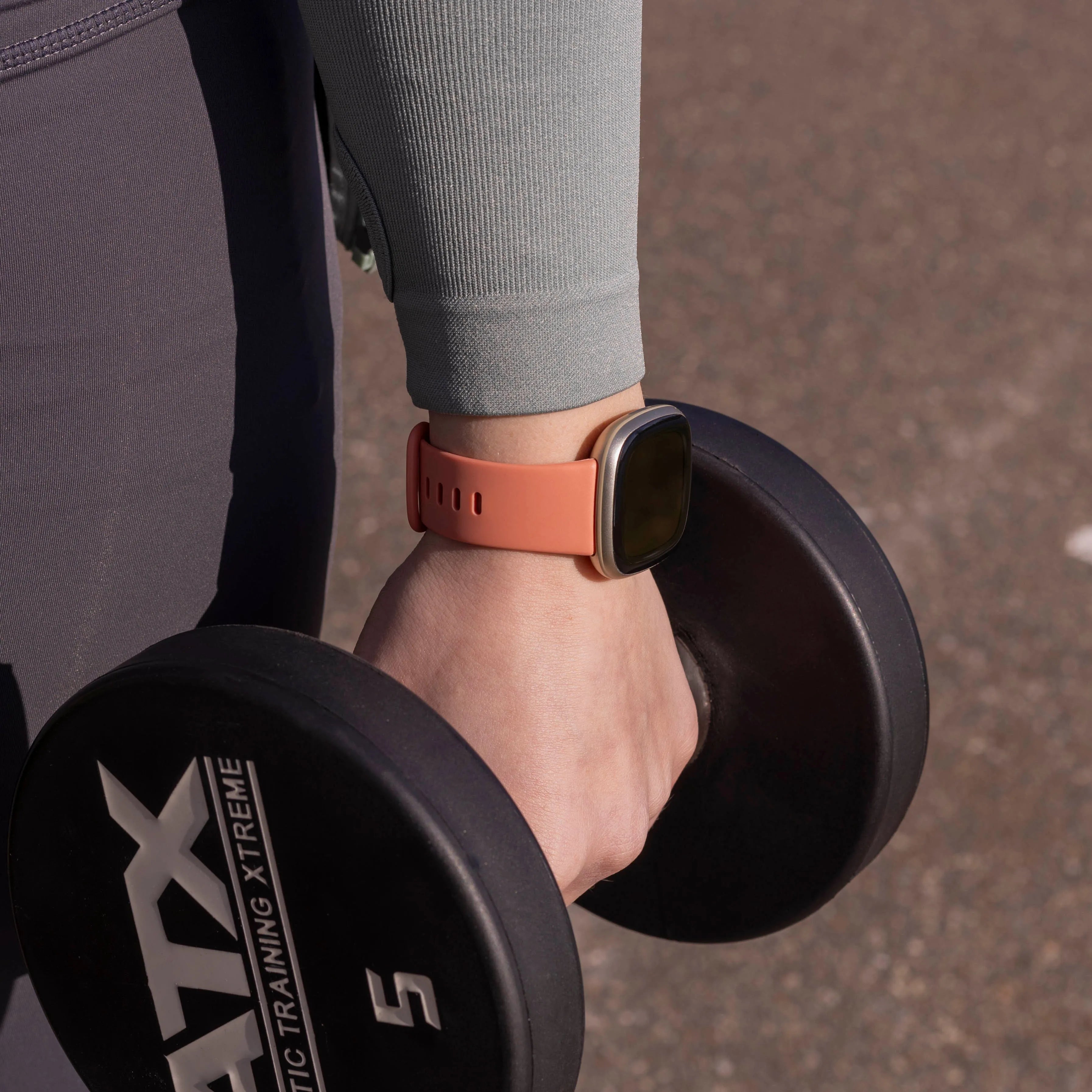 Bracelet silicone classique Fitbit Sense 2 (rose)