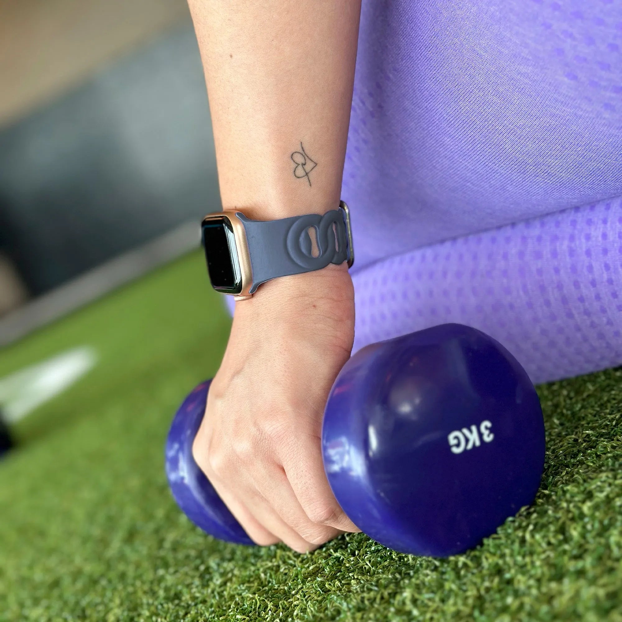 Bracelet silicone chaîne Apple Watch (gris-bleu)