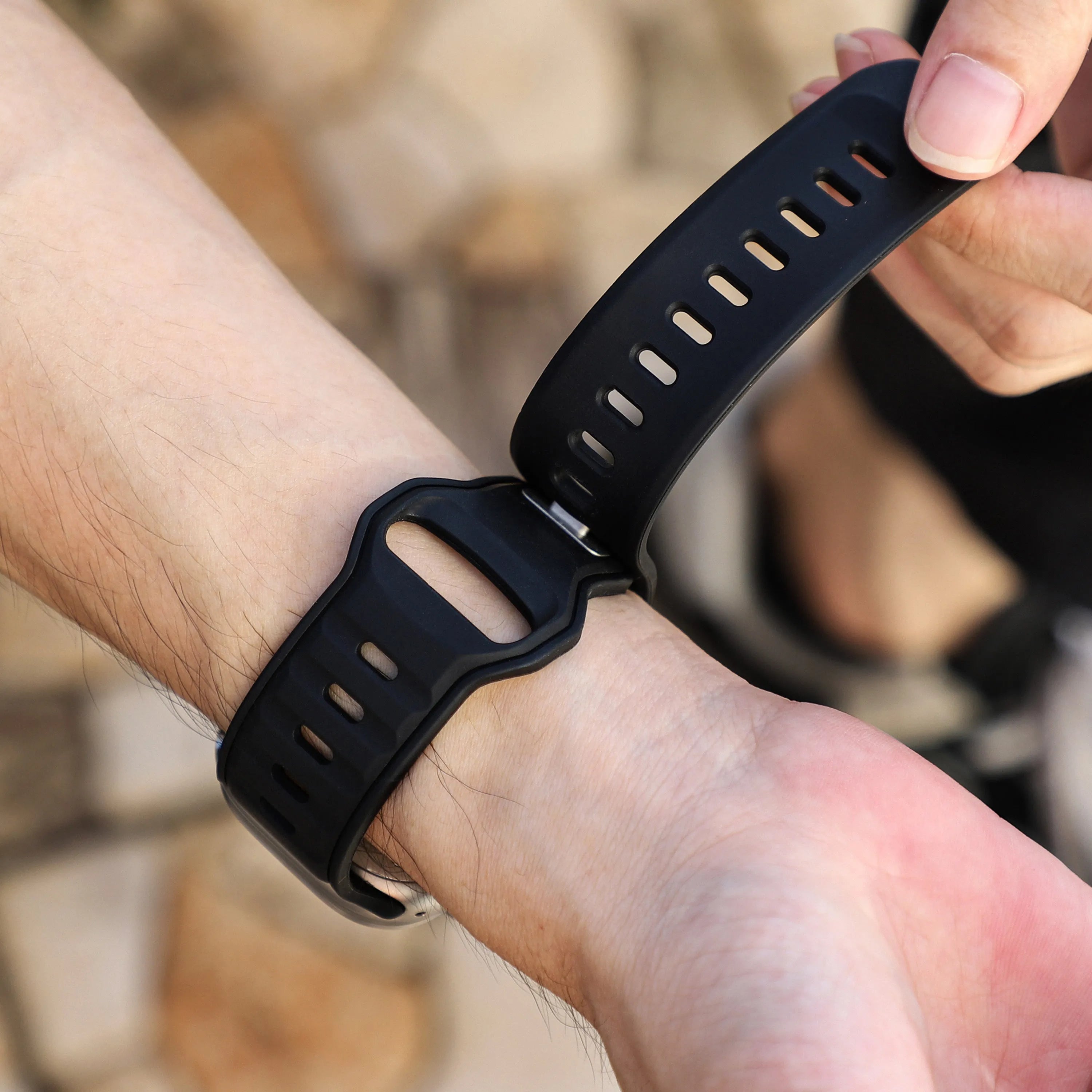 Bracelet silicone outdoor pour Apple Watch (noir/noir)