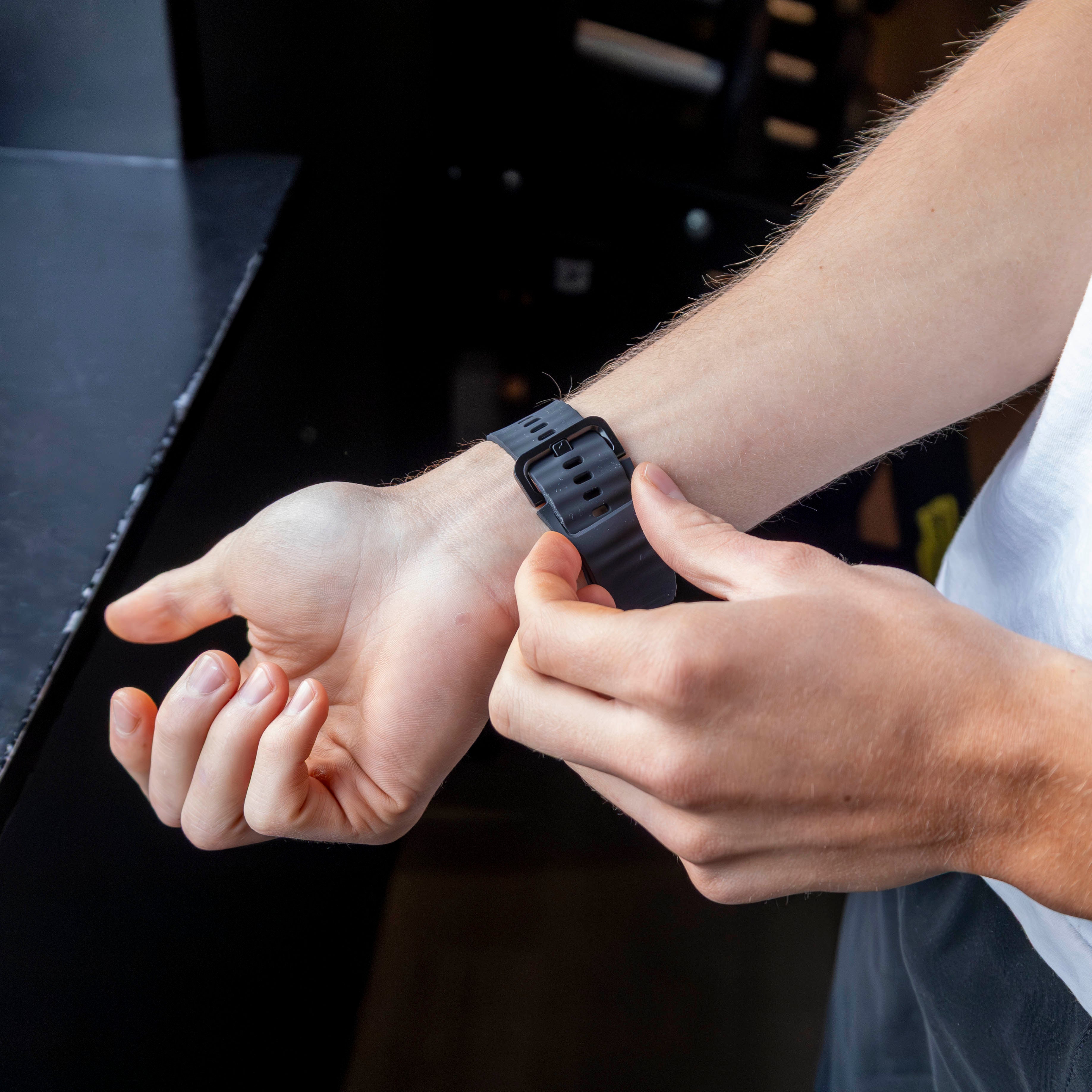 Bracelet Silicone wave Samsung Galaxy Watch Ultra (noir)