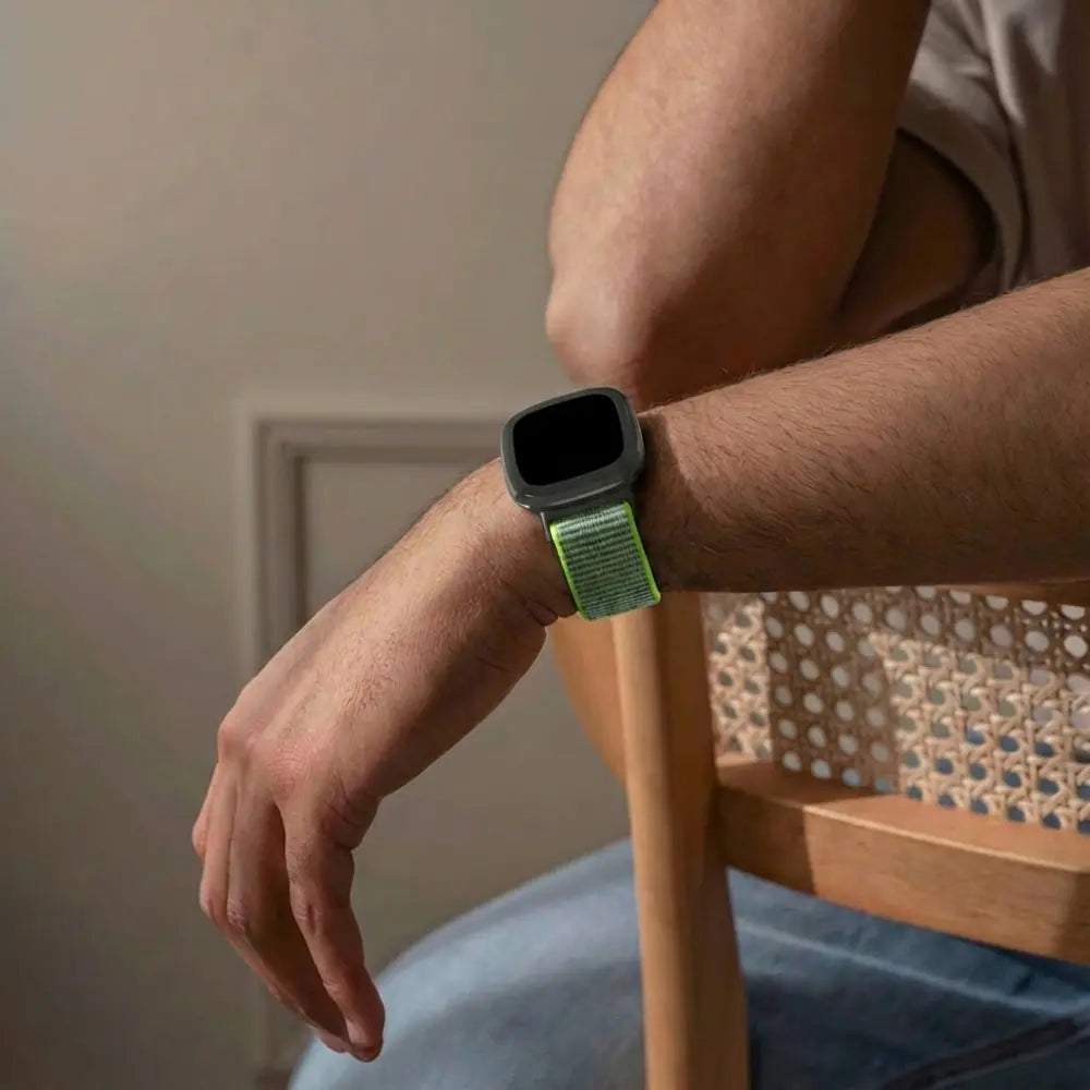 Fitbit Versa 4 Nylon Strap (Lime)