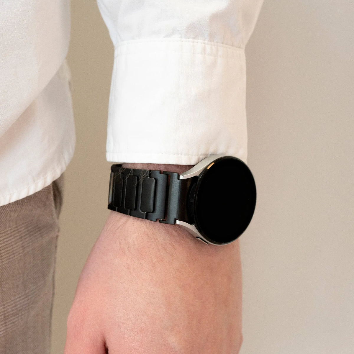Titanium Strap 'One Push', black, lifestyle photo