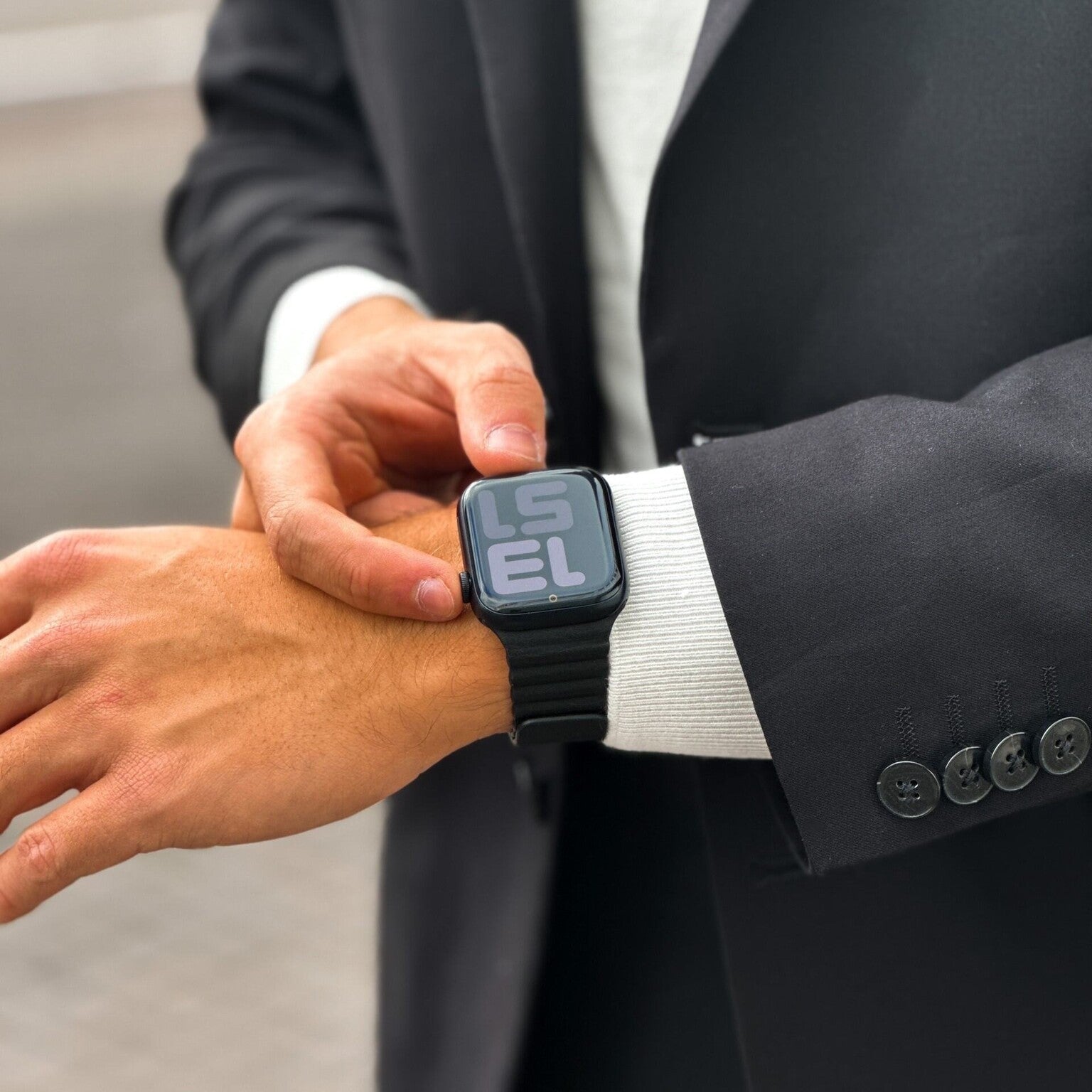 Bracelet silicone magnétique Apple Watch Ultra (noir)