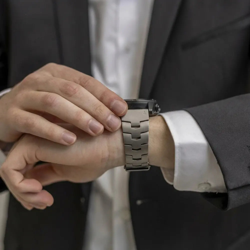 Titanium Strap, lifestyle photo