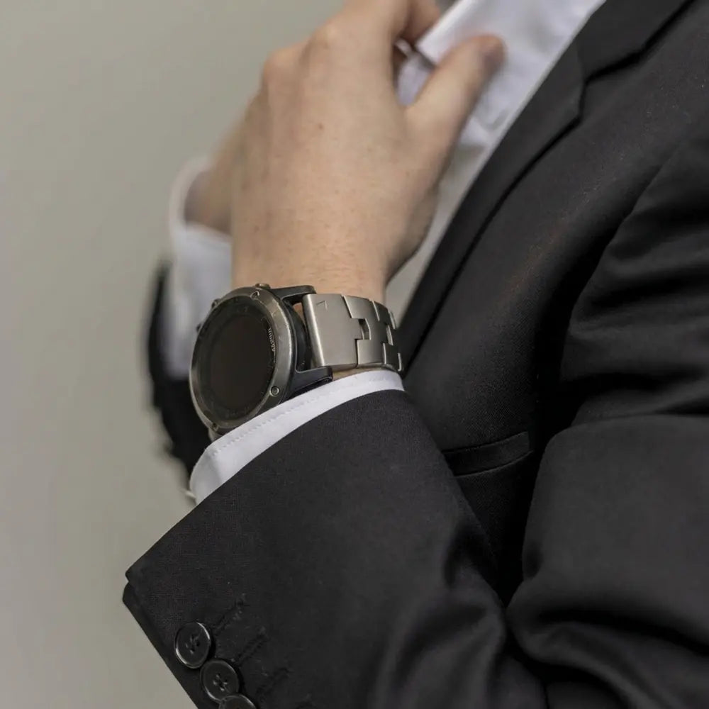 Titanium Strap, lifestyle photo