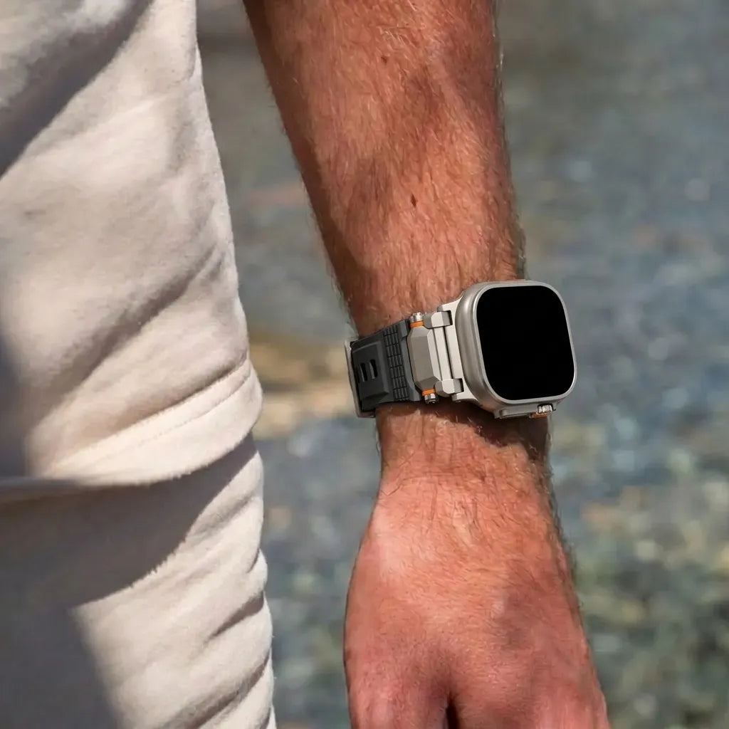 Bracelet silicone 'Adventurer' Apple Watch (noir avec titane)