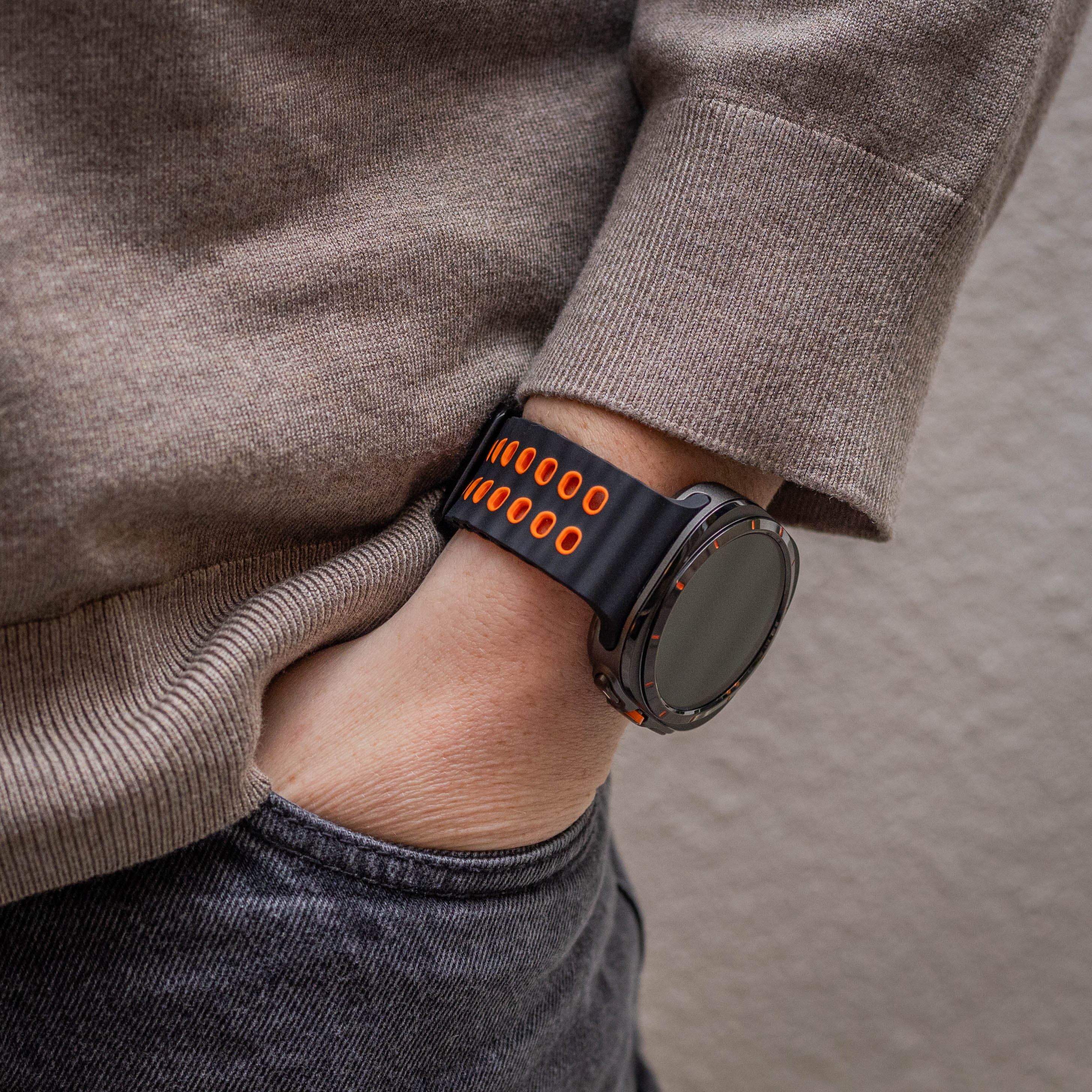 Bracelet silicone Wave Samsung Galaxy Watch Ultra (noir/orange)