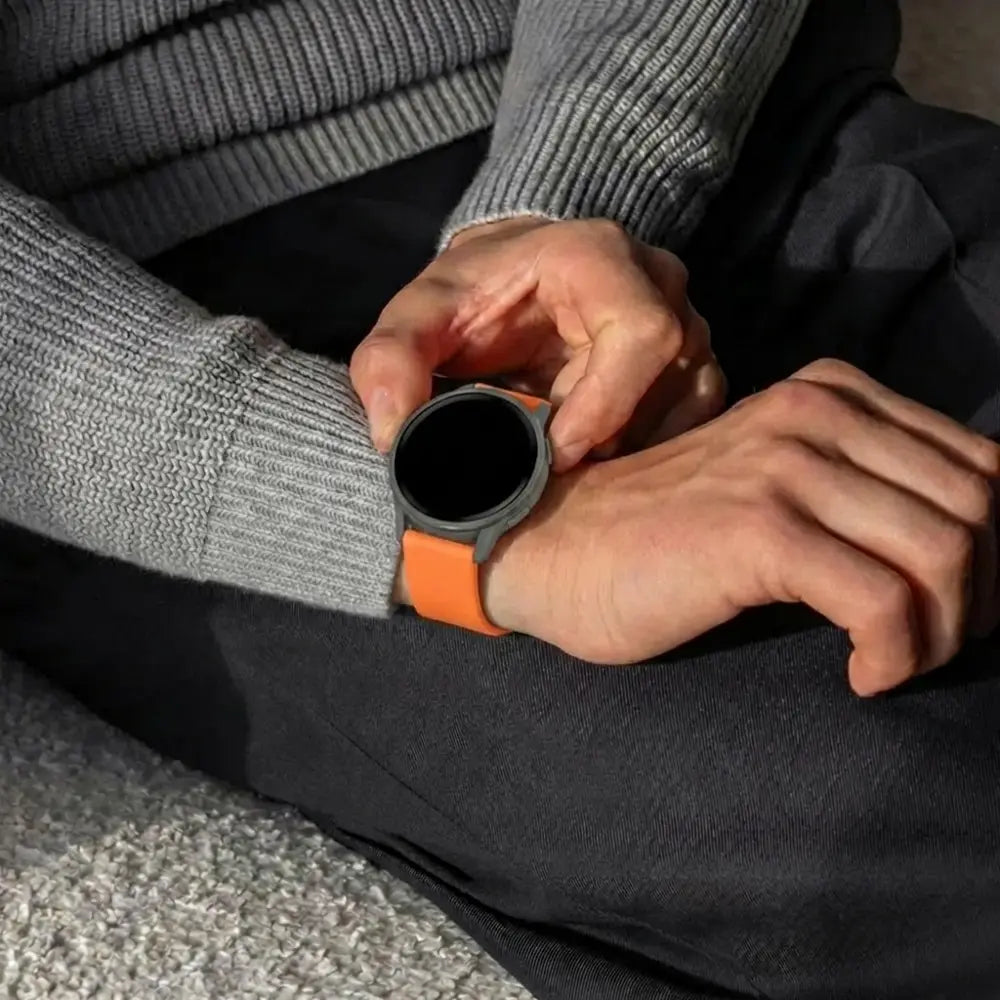 Garmin Forerunner 165 Silicone Classic Strap (Orange)