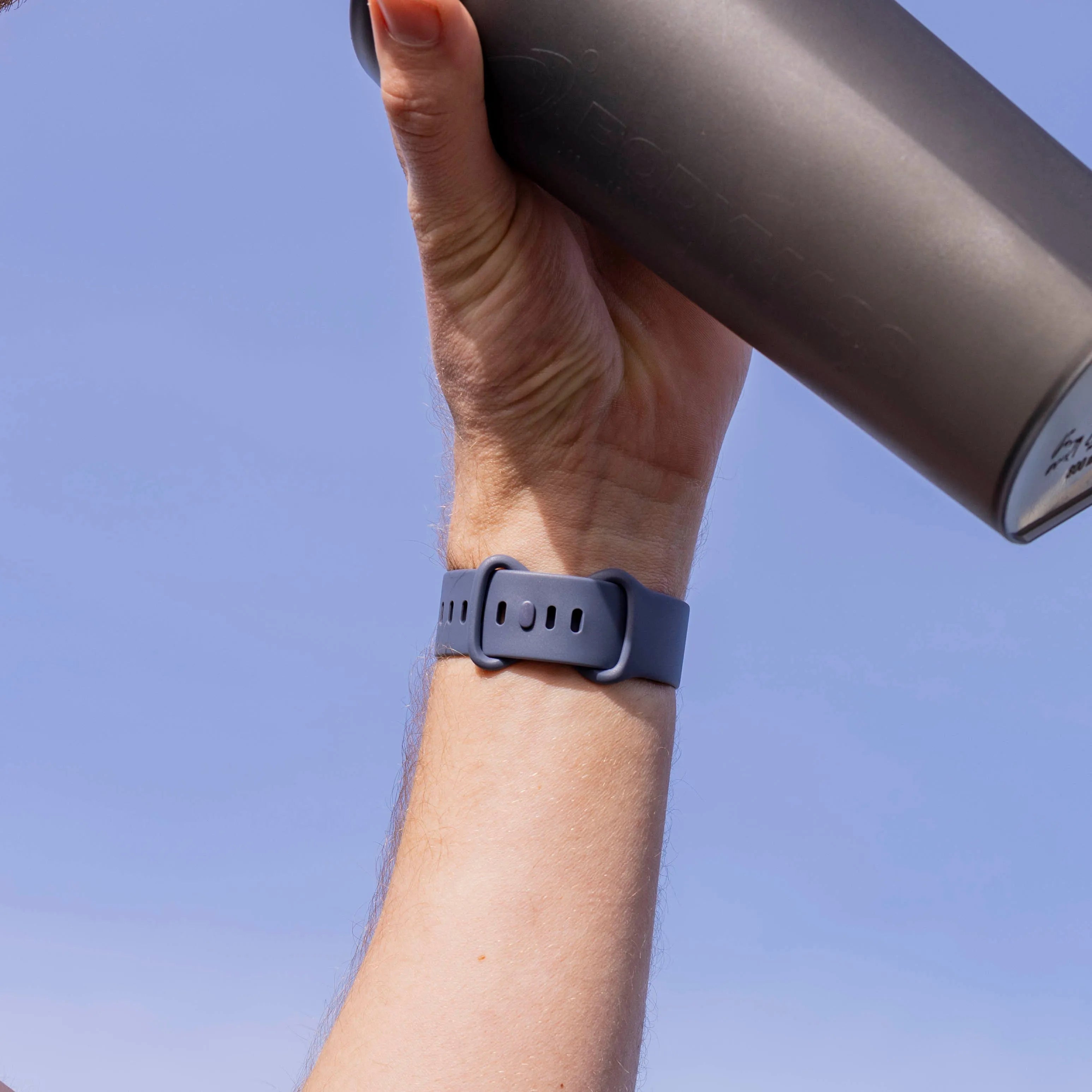 Bracelet silicone classique Fitbit Sense 2 (gris-bleu)
