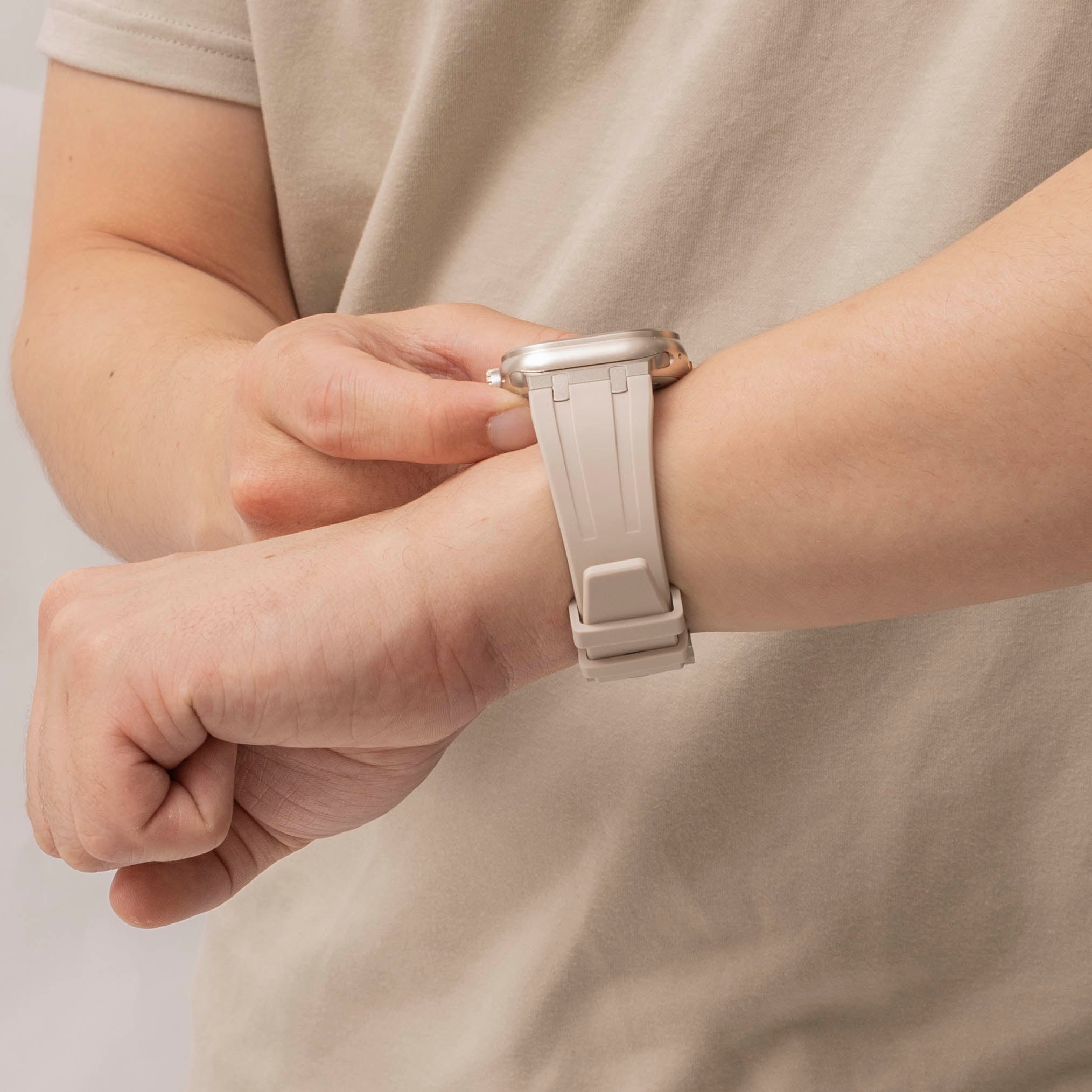 Bracelet silicone 'Luxury Liquid' Apple Watch Ultra (lumière stellaire)