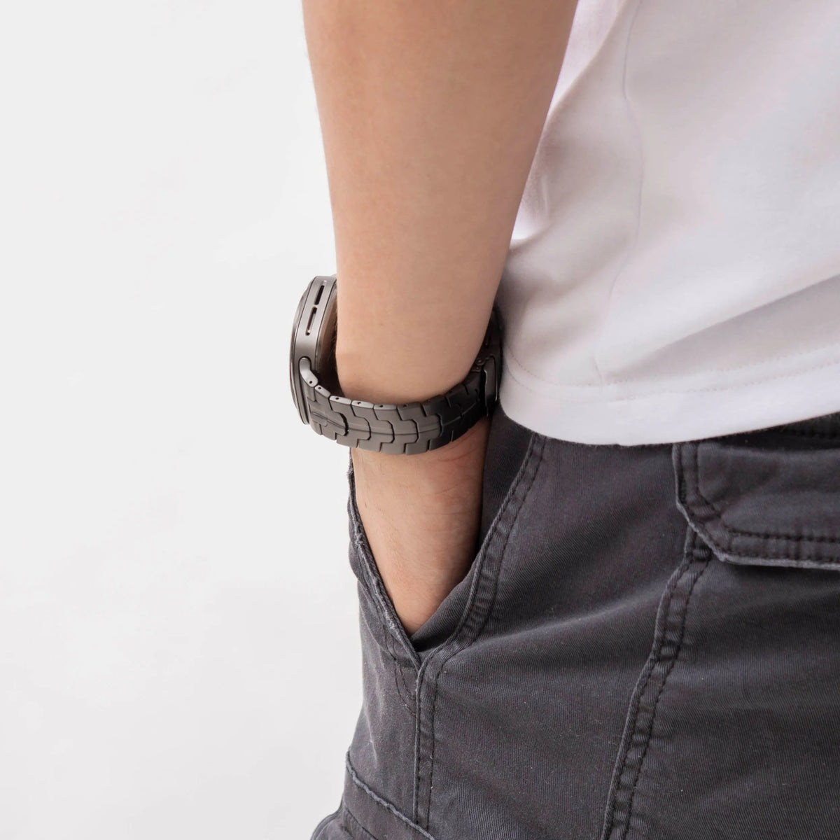 Samsung Galaxy Watch Ultra 'Iron' Titanium Strap (Graphite)
