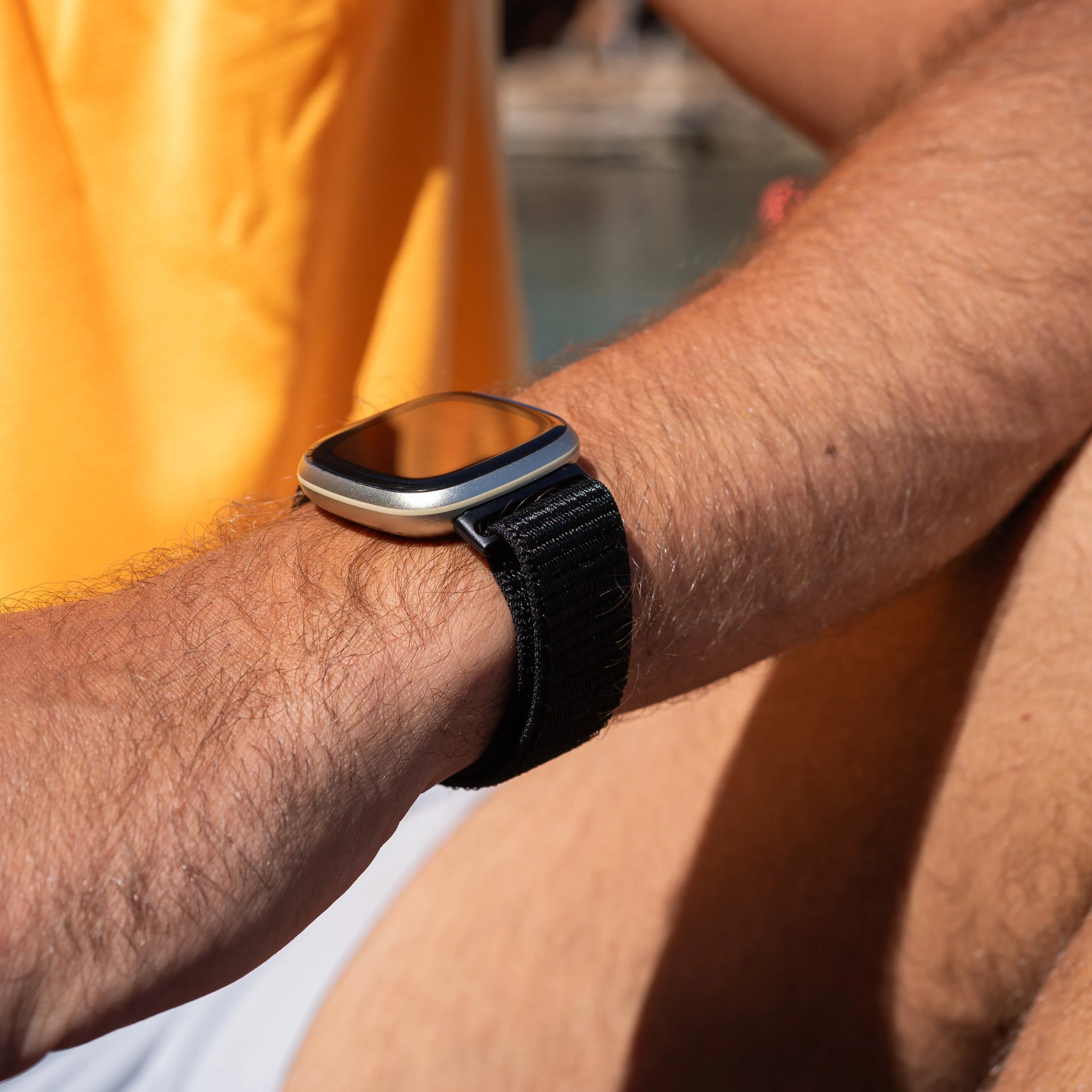 Bracelet nylon Fitbit Sense (noir)