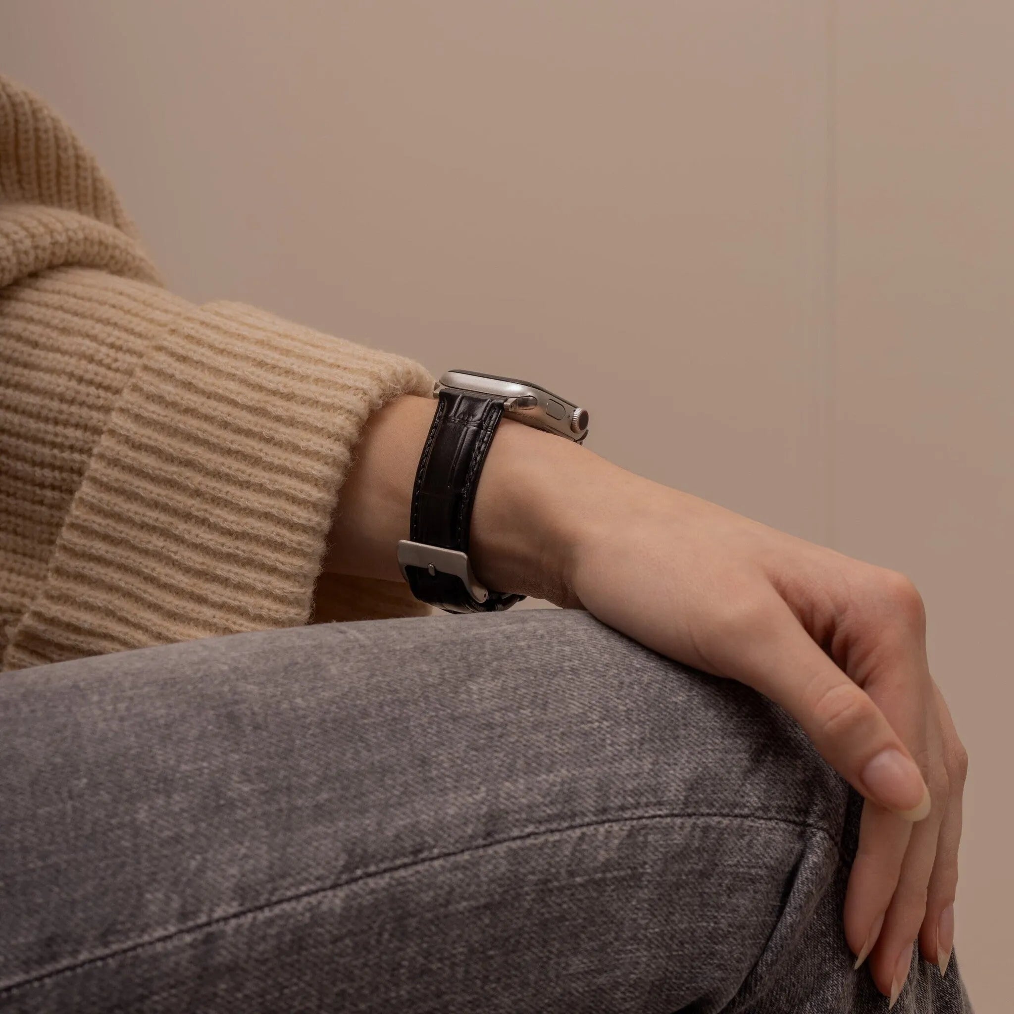 Bracelet cuir motif crocodile Apple Watch (noir)