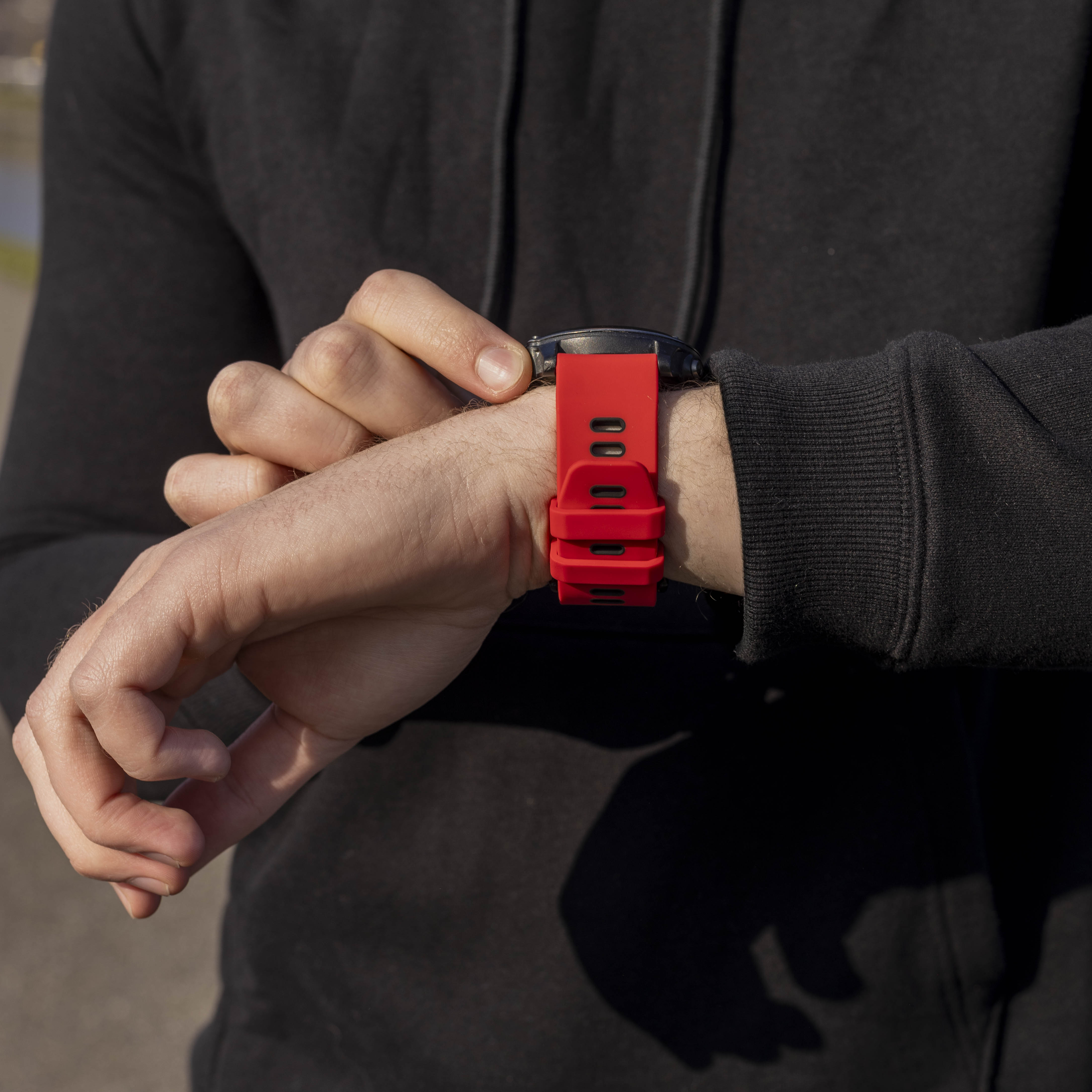Garmin Epix Pro (Gen 2) 51mm Sport Strap with Buckle (Red/Black)