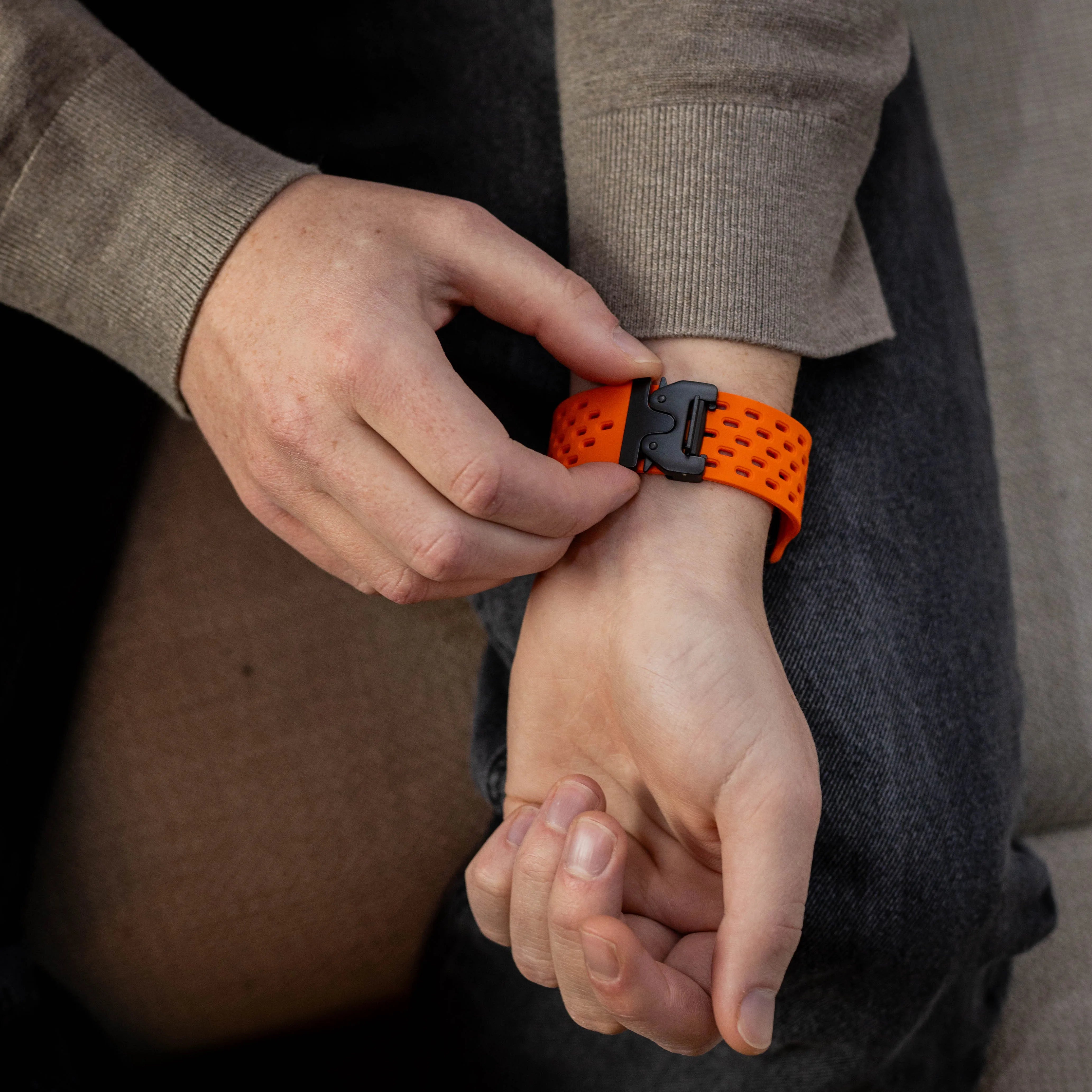 Bracelet silicone air avec P-buckle pour Apple Watch (orange)