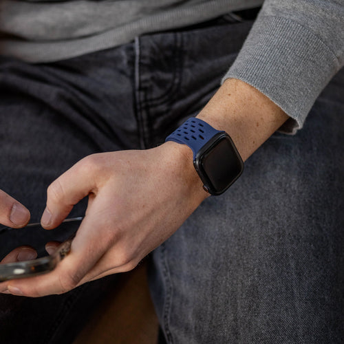 Bracelet silicone air avec P-buckle pour Apple Watch (bleu foncé)