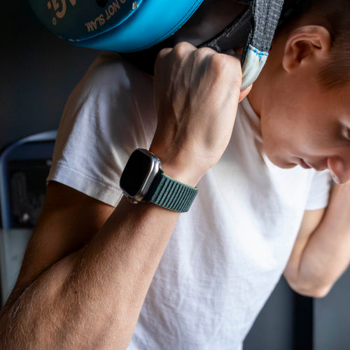 Strap-it Apple Watch Wave Nylon Strap (Dark Green)