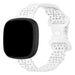 Bracelet silicone avec motif Fitbit Versa 4 (blanc)