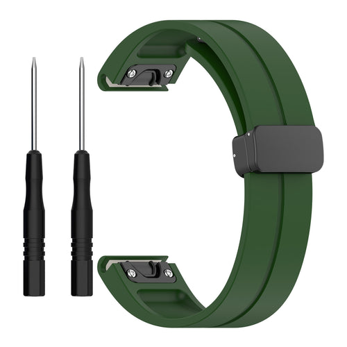 Bracelet silicone avec boucle-D Garmin Quatix 8 Pro - 47mm (vert militaire)