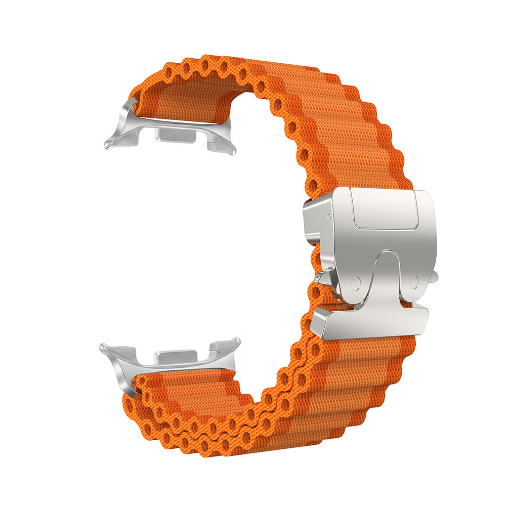 Bracelet nylon Outdoor avec boucle en P Samsung Galaxy Watch 8 Classic (orange avec argent)
