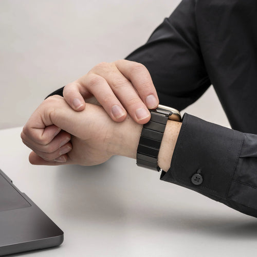 Bracelet métal Fitbit Sense (noir)