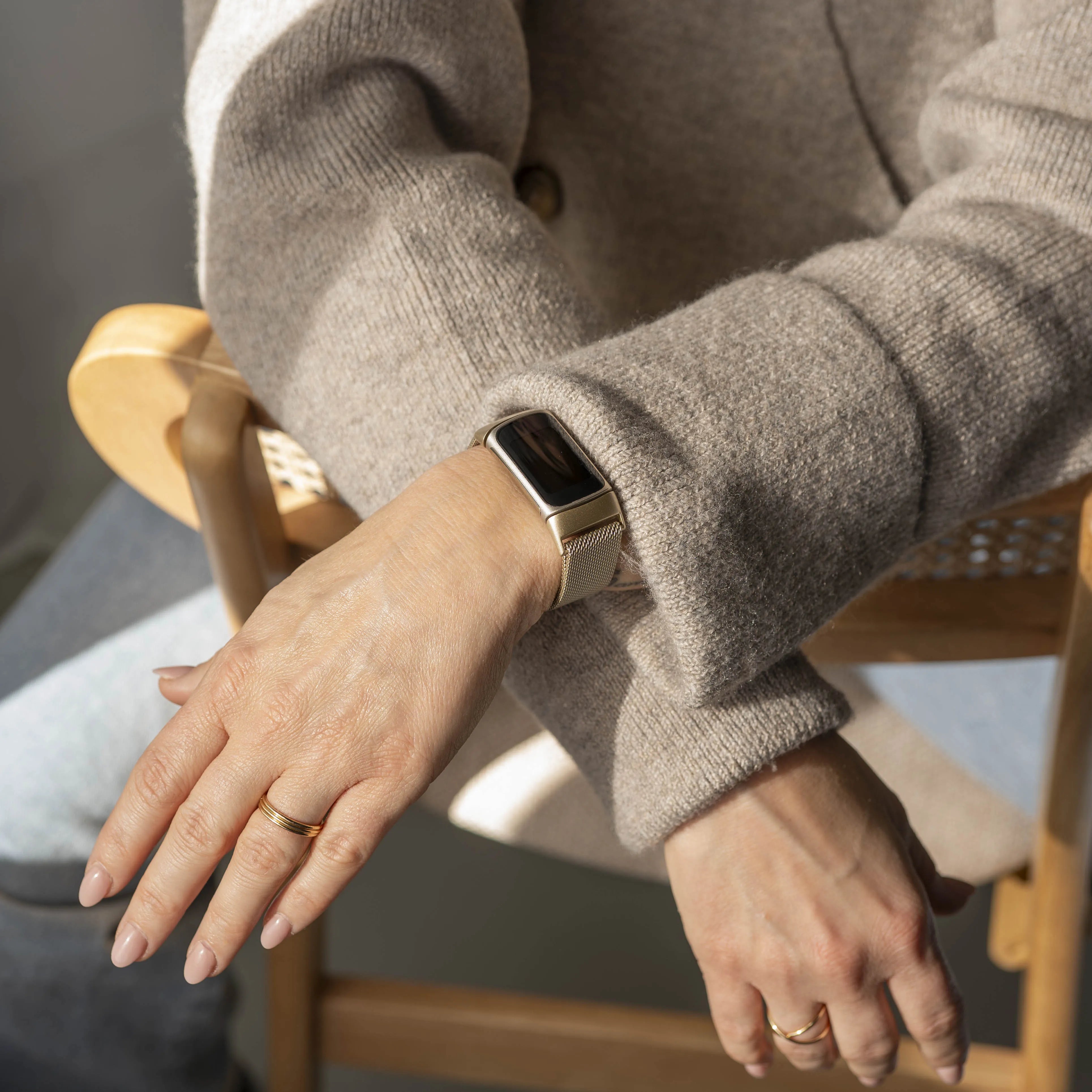 Bracelet Milanais Fitbit Charge 6 (champagne)