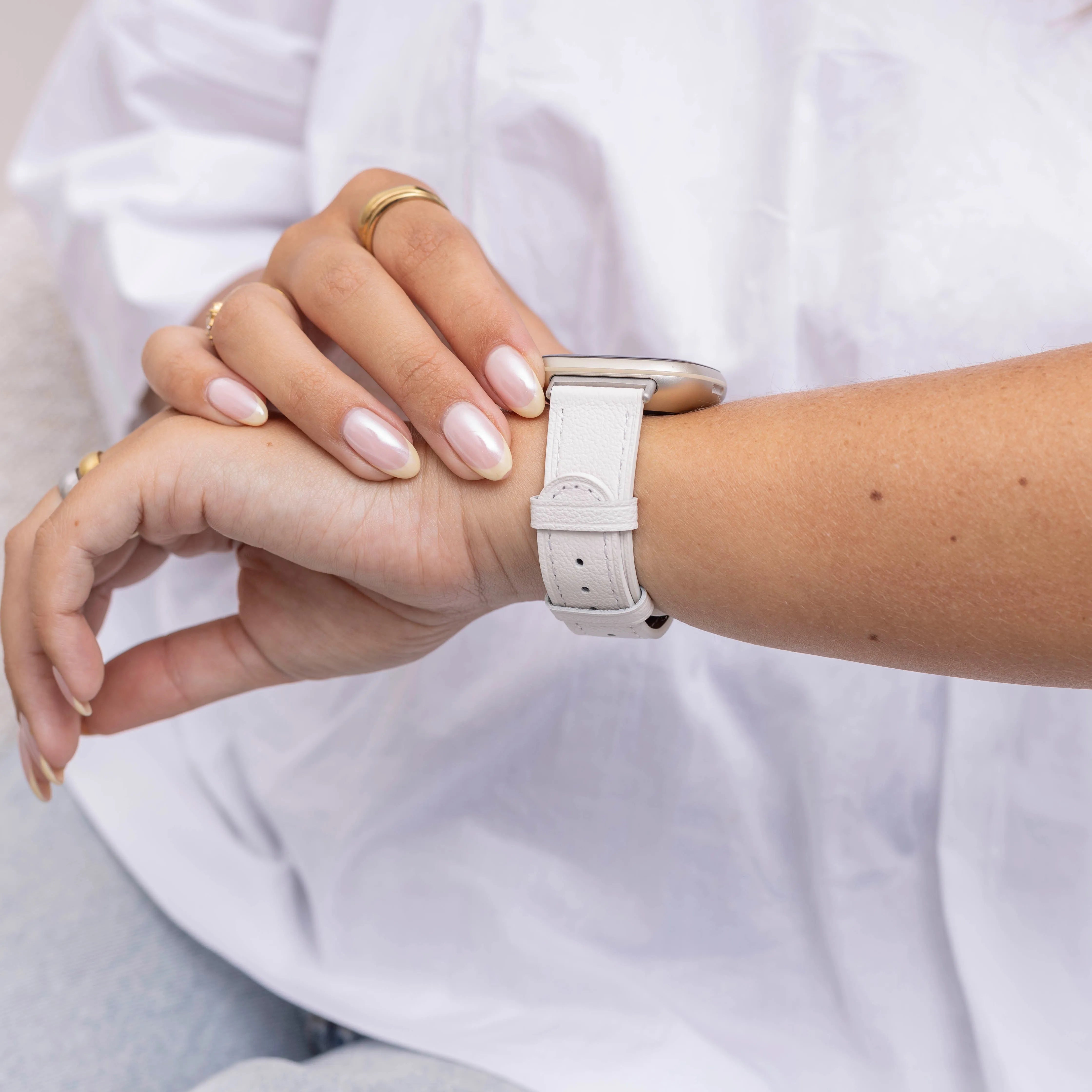 Bracelet cuir Fitbit Versa 3 (blanc)