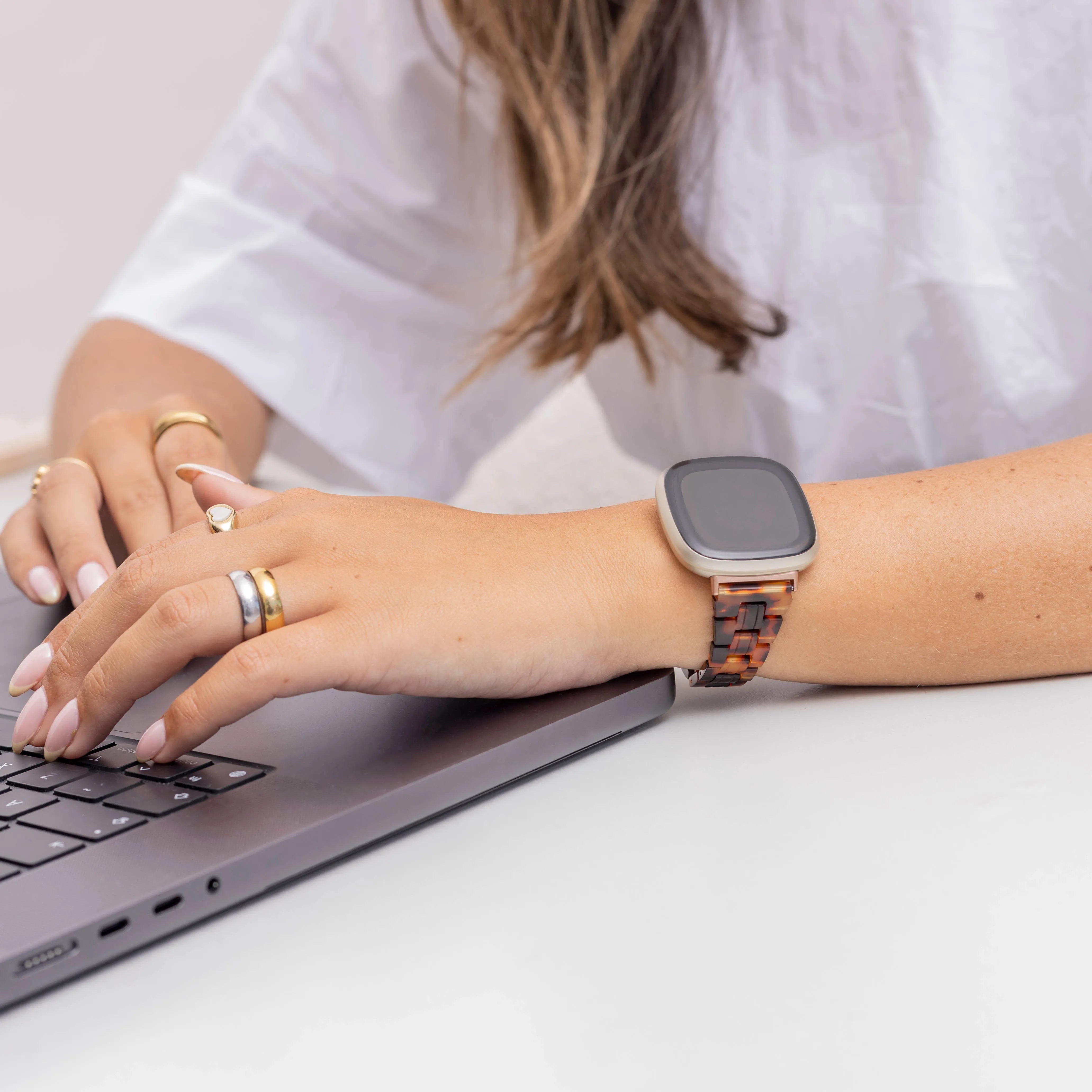 Bracelet résine Fitbit Sense (lave)