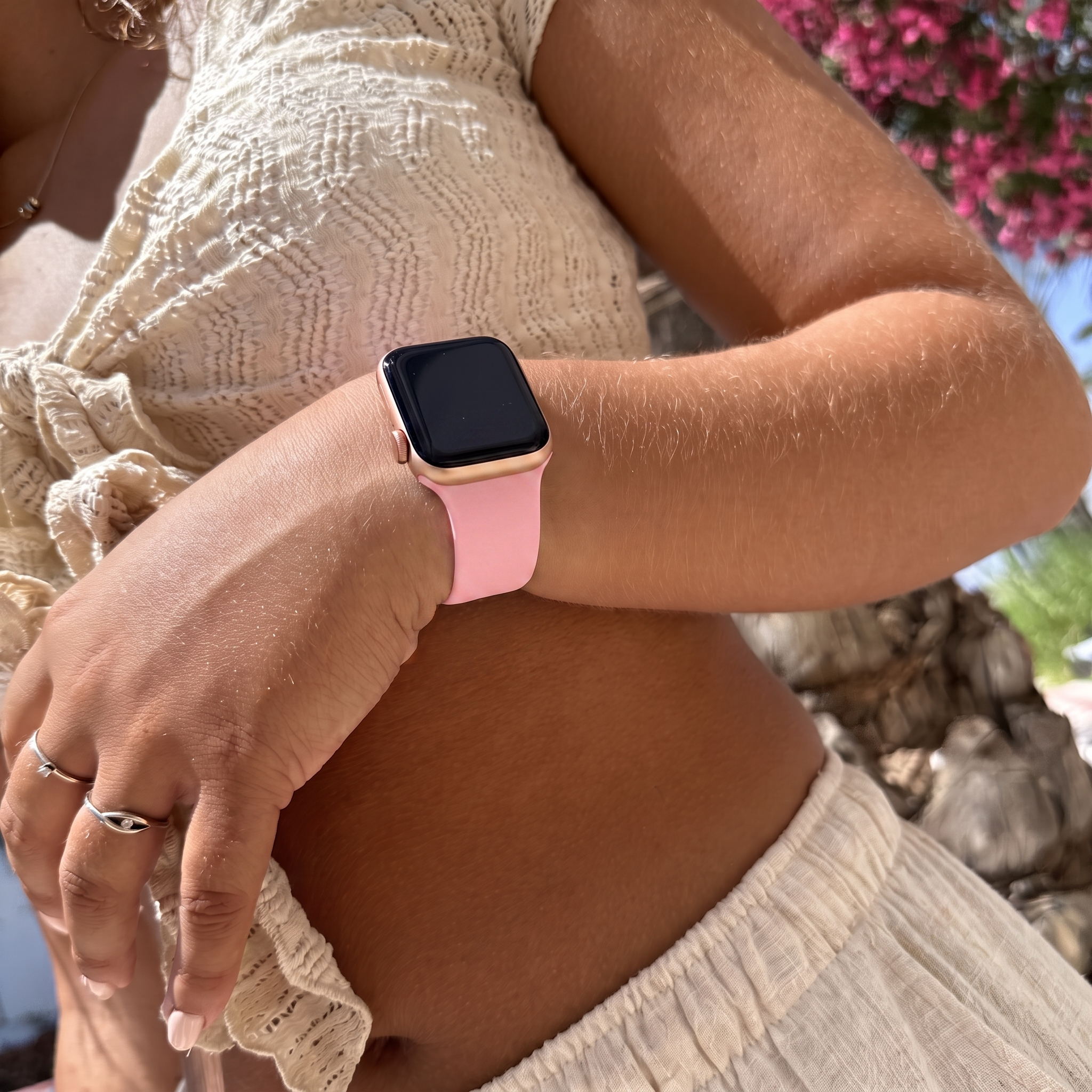 xoxo Wildhearts Bracelet silicone Apple Watch (rose poudré)