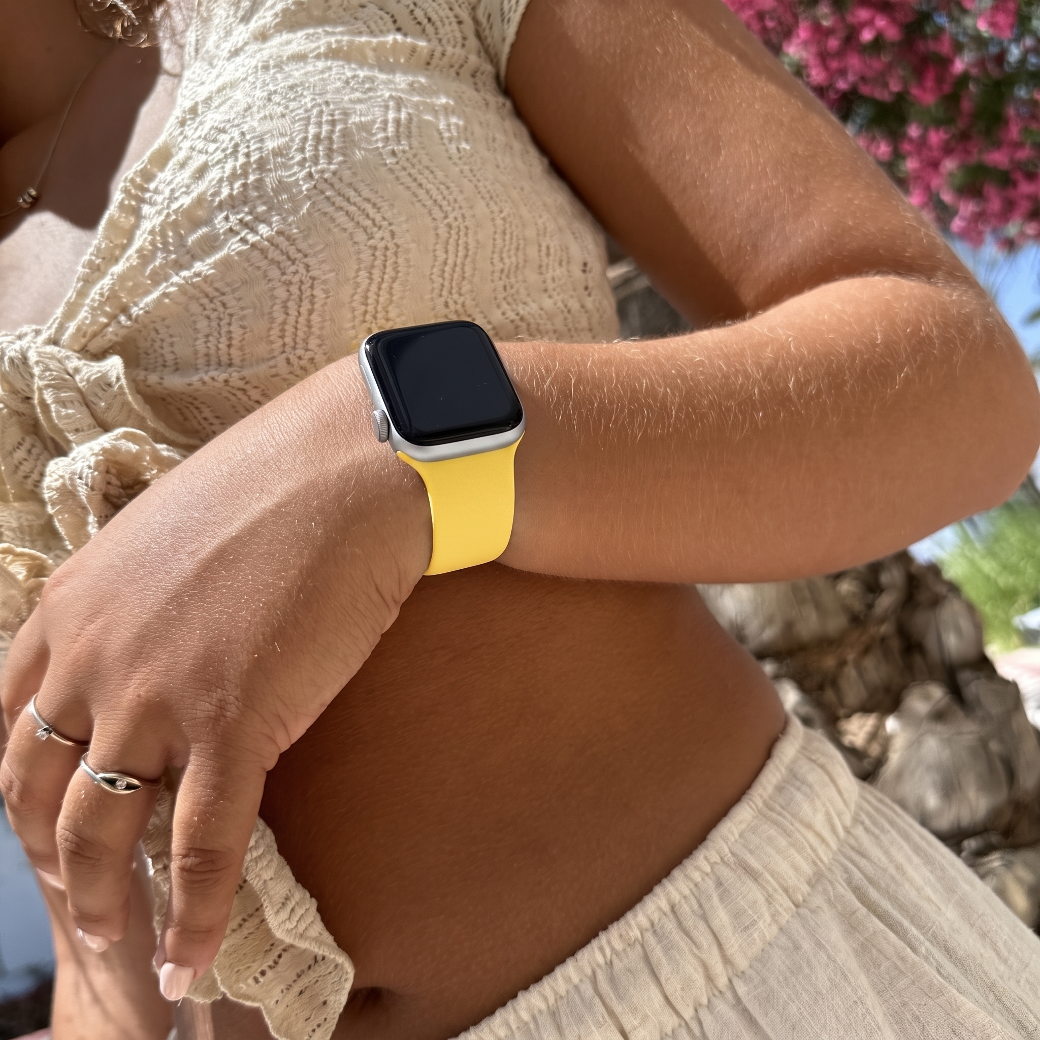 xoxo Wildhearts Bracelet silicone Apple Watch (jaune)