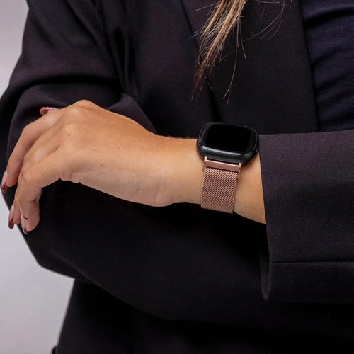 Bracelet Milanaise Fitbit Versa 4 (rose)
