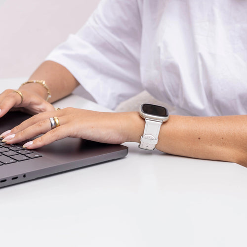 Bracelet cuir Fitbit Versa 3 (blanc)