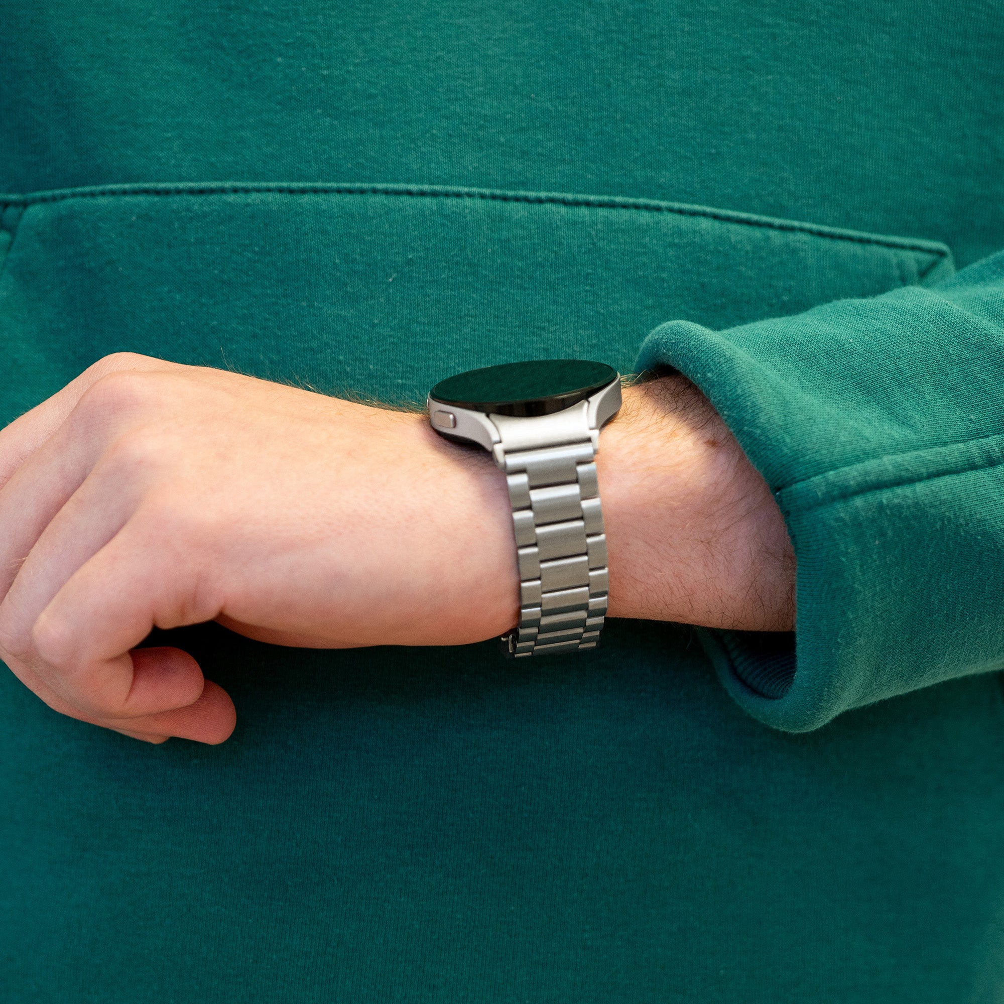 Steel Strap 'Classic', silver, lifestyle photo