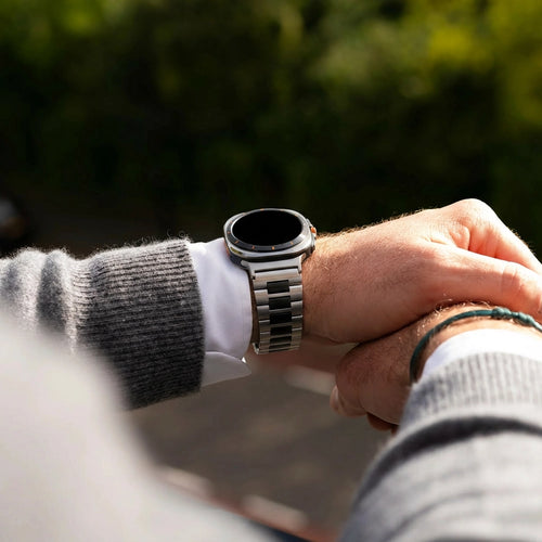 Bandz Bracelet à maillons en acier 'Deluxe' Samsung Galaxy Watch Ultra (argent/noir)