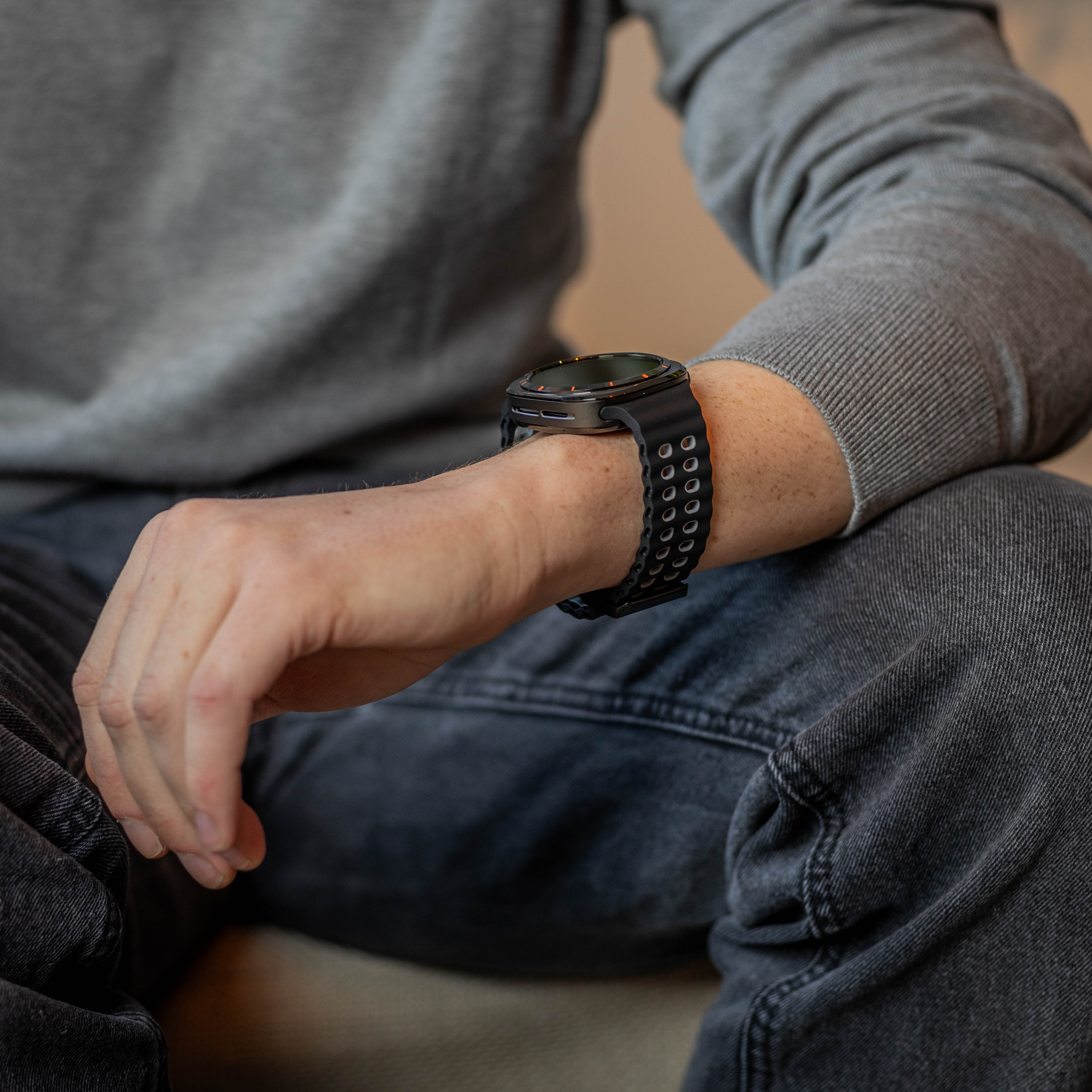 Bracelet silicone Wave Samsung Galaxy Watch Ultra (noir/gris)