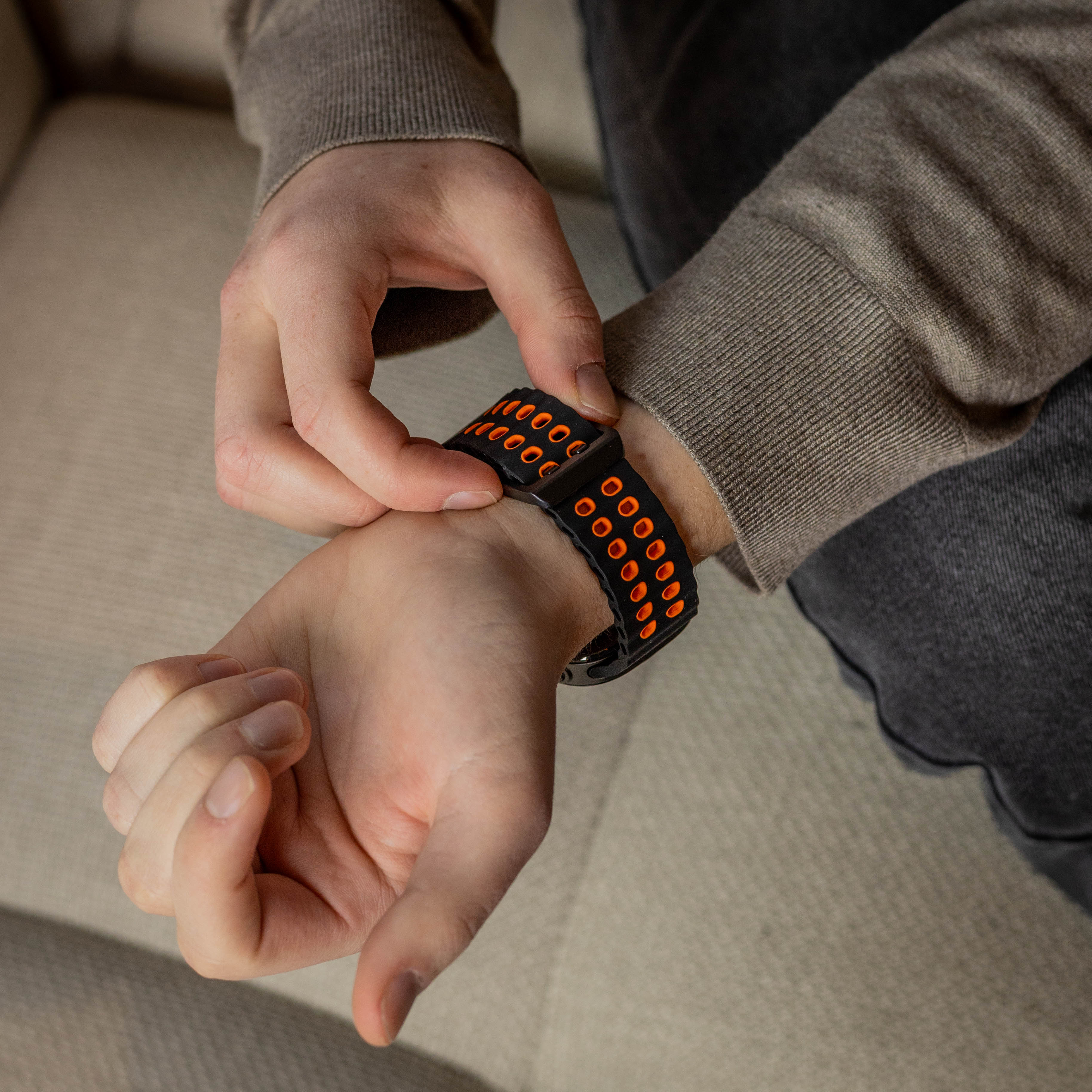 Bracelet silicone Wave Samsung Galaxy Watch Ultra (noir/orange)