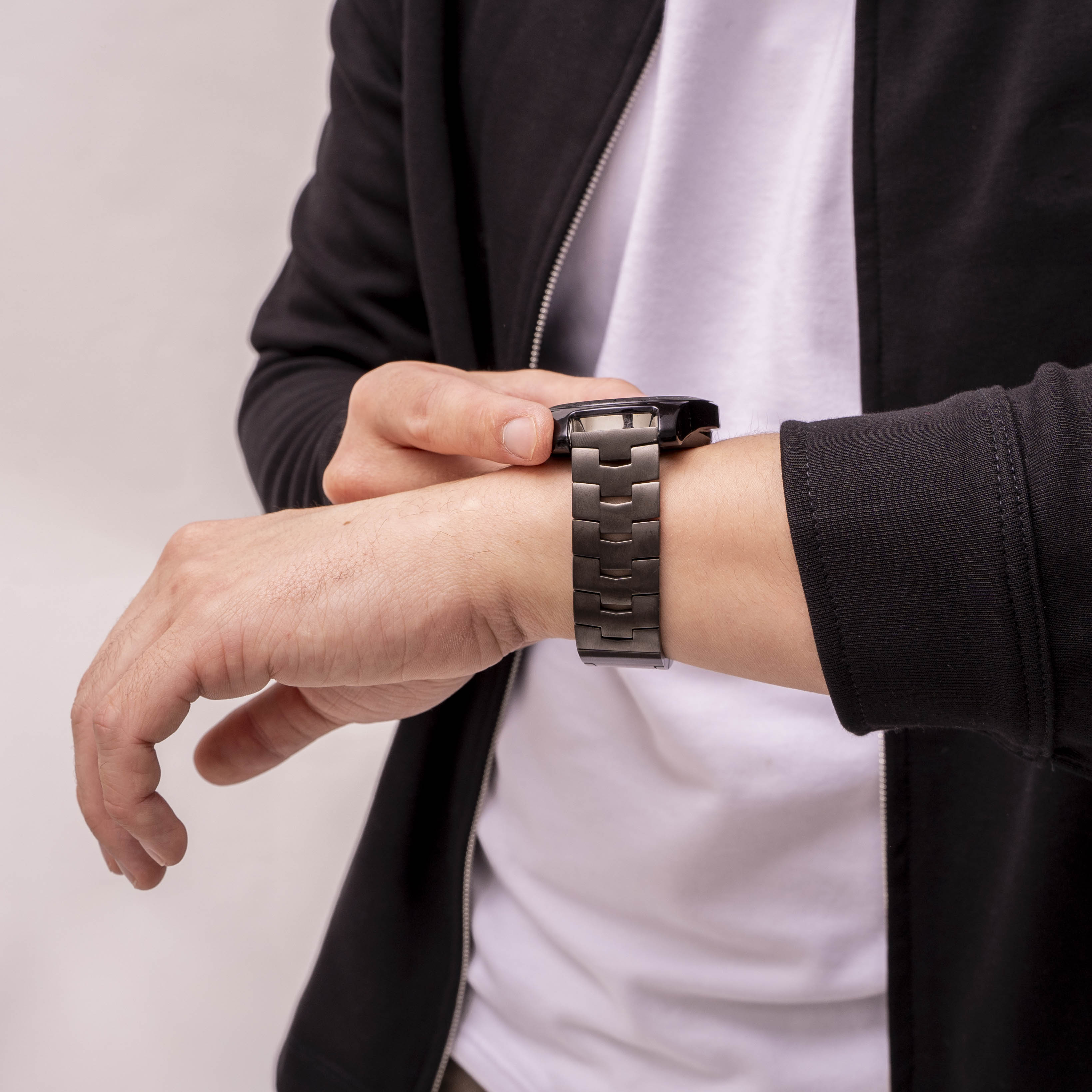 Bracelet titane grain (fermoir plat) Samsung Galaxy Watch 46mm (graphite)