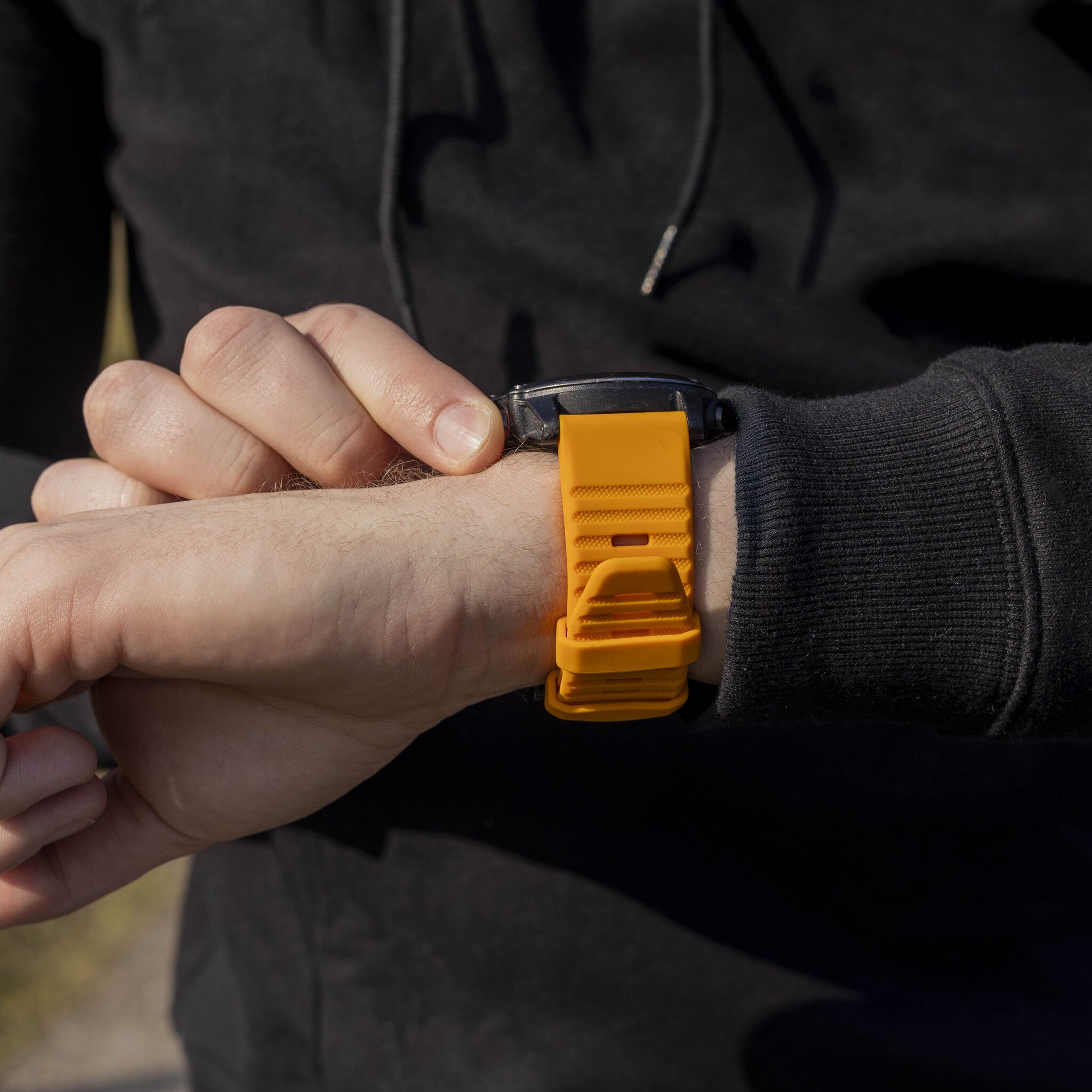 Bandz Bracelet silicone avec boucle Garmin Approach S70 - 47mm (orange)