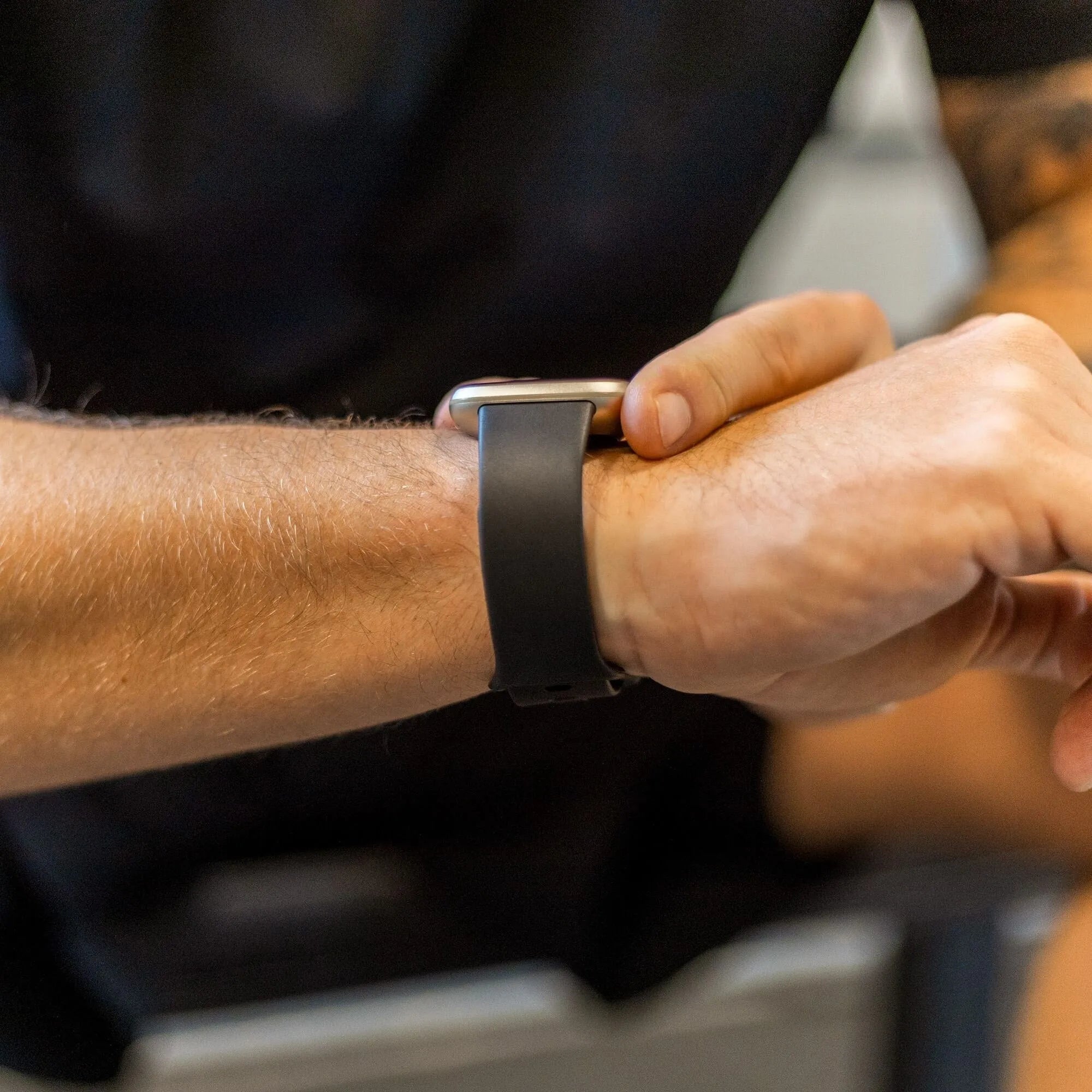 Bracelet silicone classique Fitbit Versa 3 (noir)
