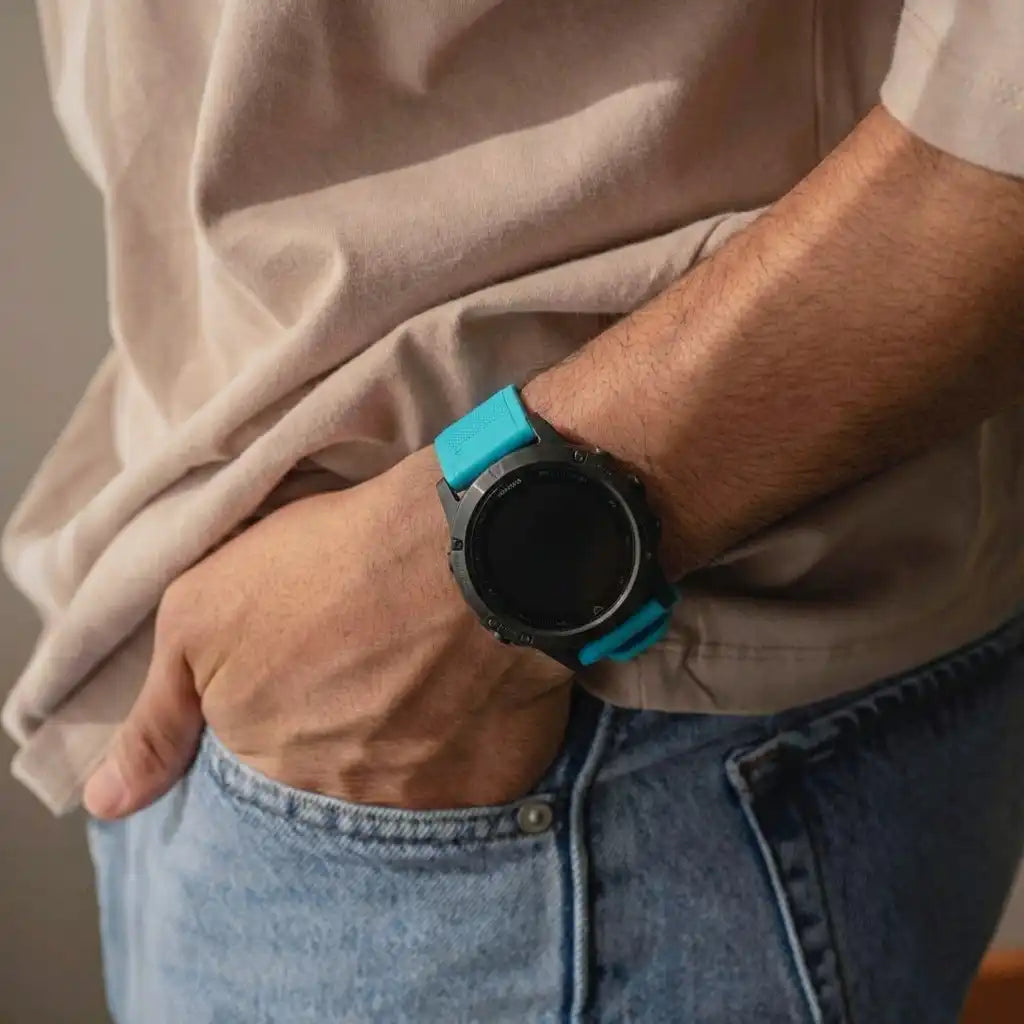 Bracelet silicone Garmin MARQ (bleu clair)