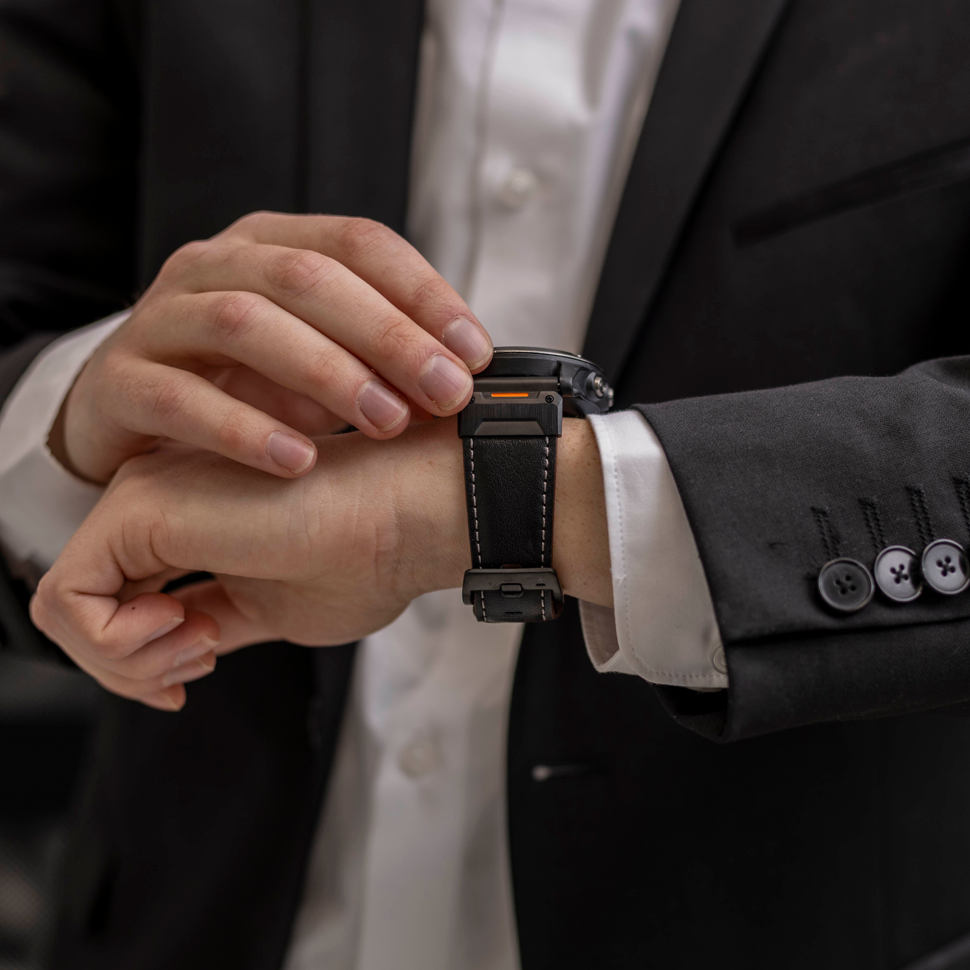 Bracelet en cuir véritable Garmin Enduro 1 / 2 / 3 (noir)